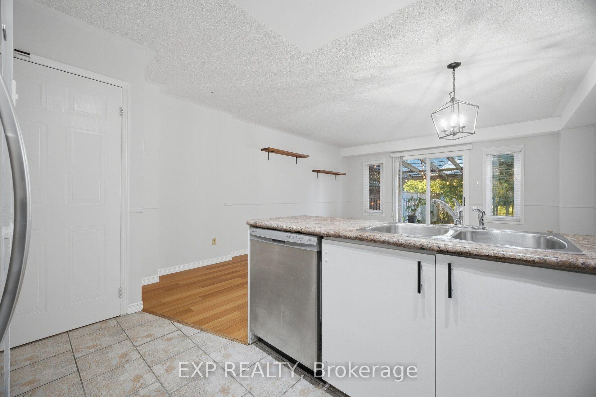 Photo 12 of 3103 Augusta Drive, Mississauga, Meadowvale — HOMEH