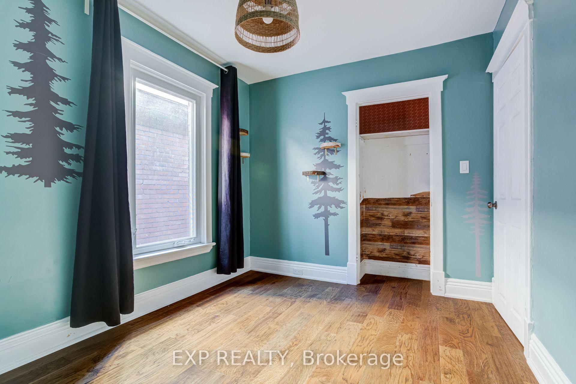 Photo 11 of 11 Lorne Avenue, Hamilton, Blakeley — HOMEH