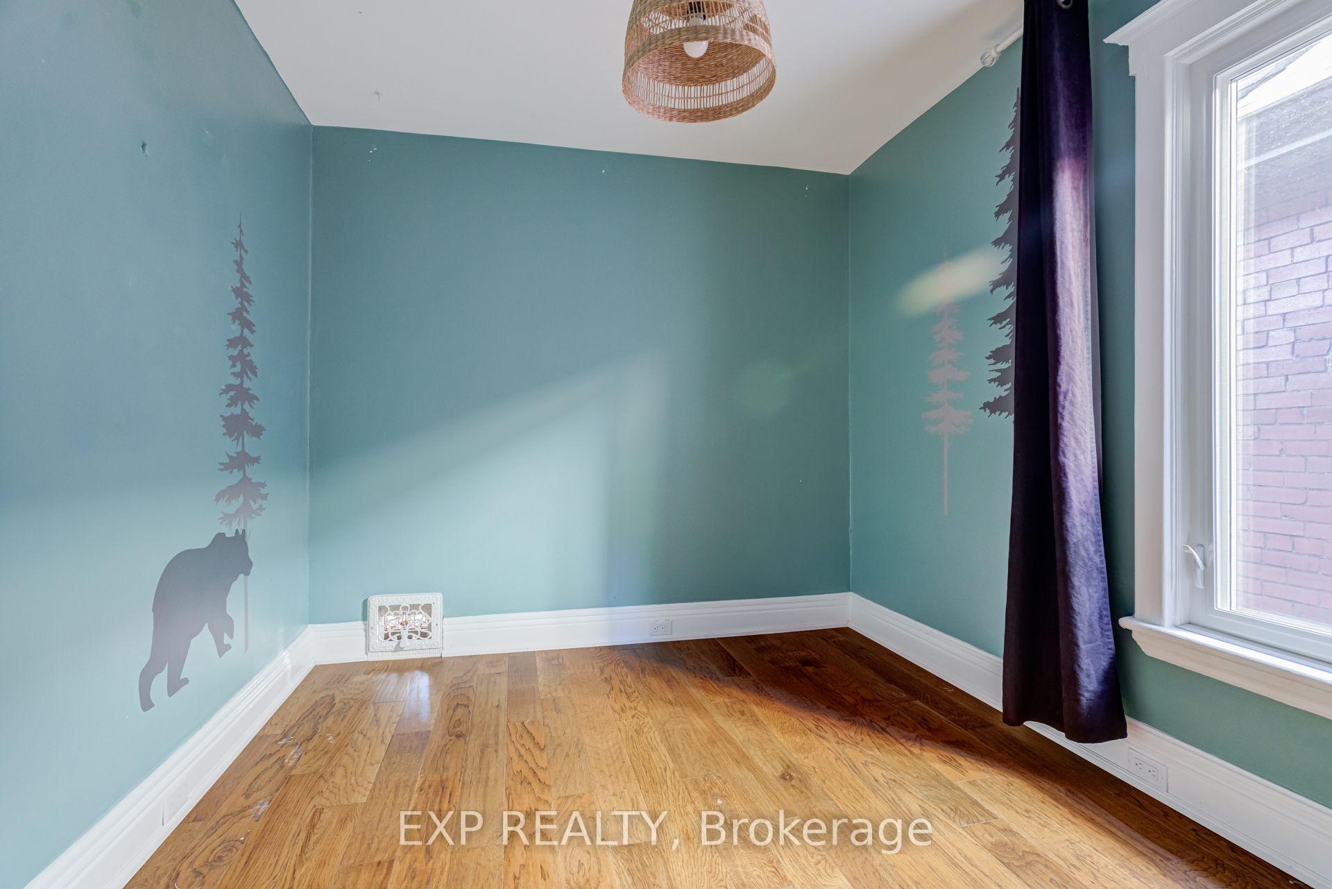 Photo 12 of 11 Lorne Avenue, Hamilton, Blakeley — HOMEH