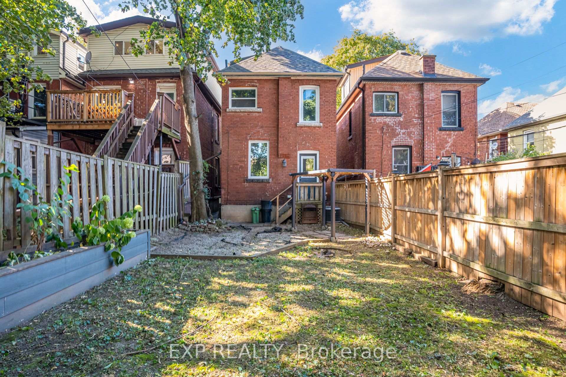 Photo 16 of 11 Lorne Avenue, Hamilton, Blakeley — HOMEH