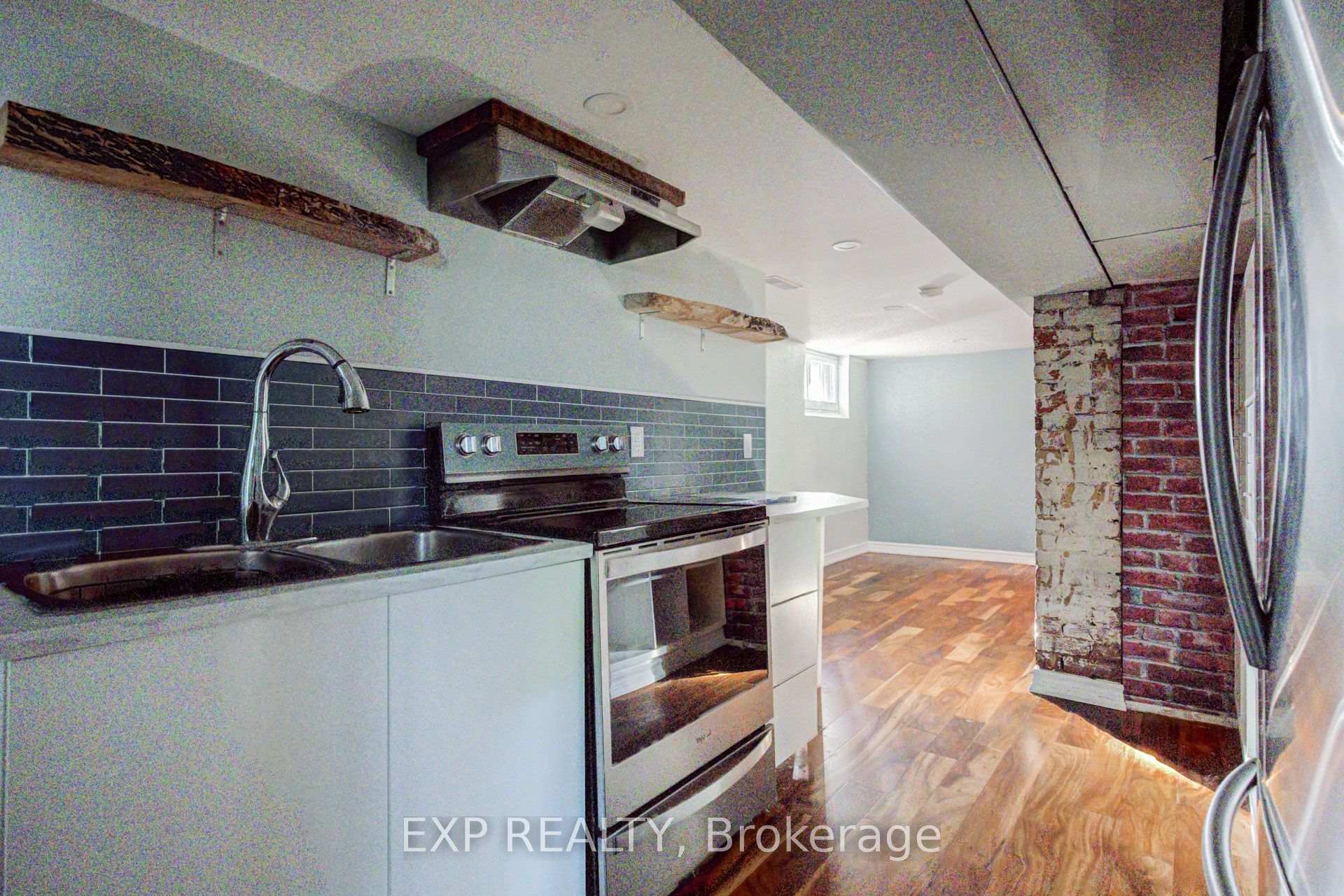Photo 19 of 11 Lorne Avenue, Hamilton, Blakeley — HOMEH