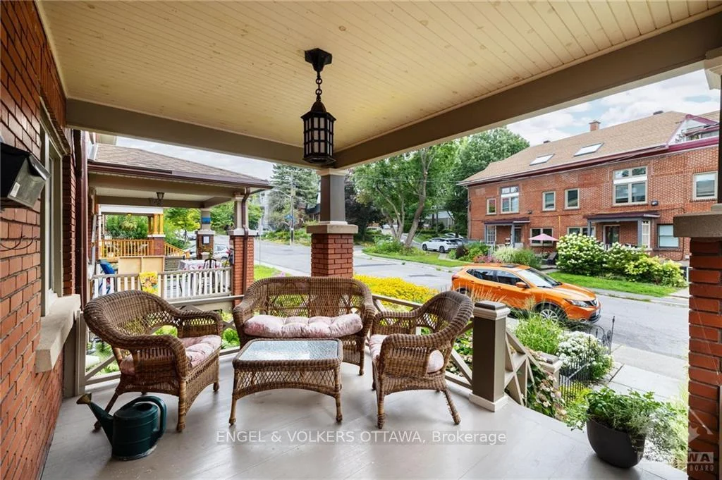 Photo 4 of 56 Willard Street, Ottawa, Old Ottawa South — HOMEH