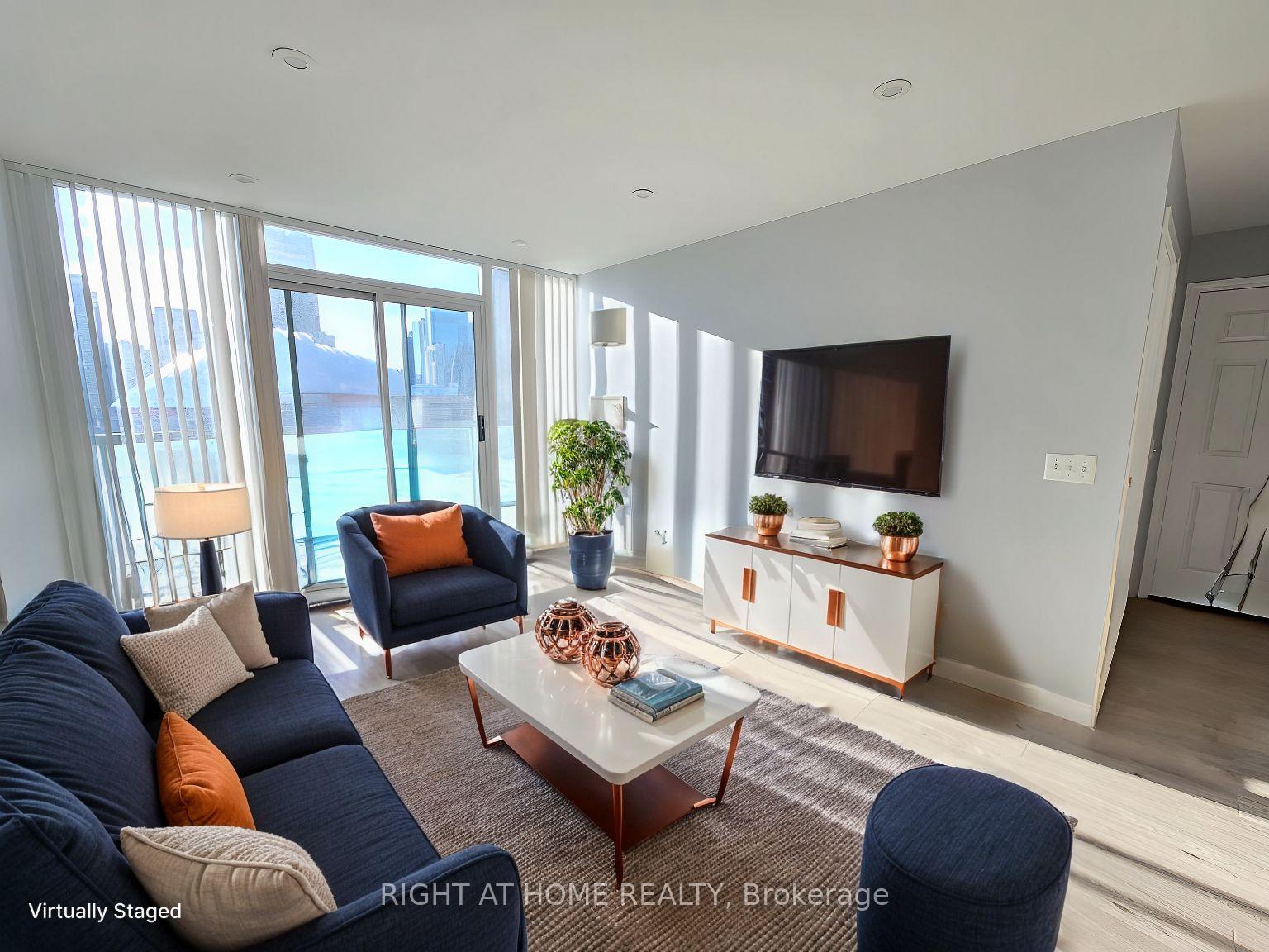 Photo 6 of Unit Unit 1911, 51 Lower Simcoe Street, Toronto, Waterfront Communities — HOMEH