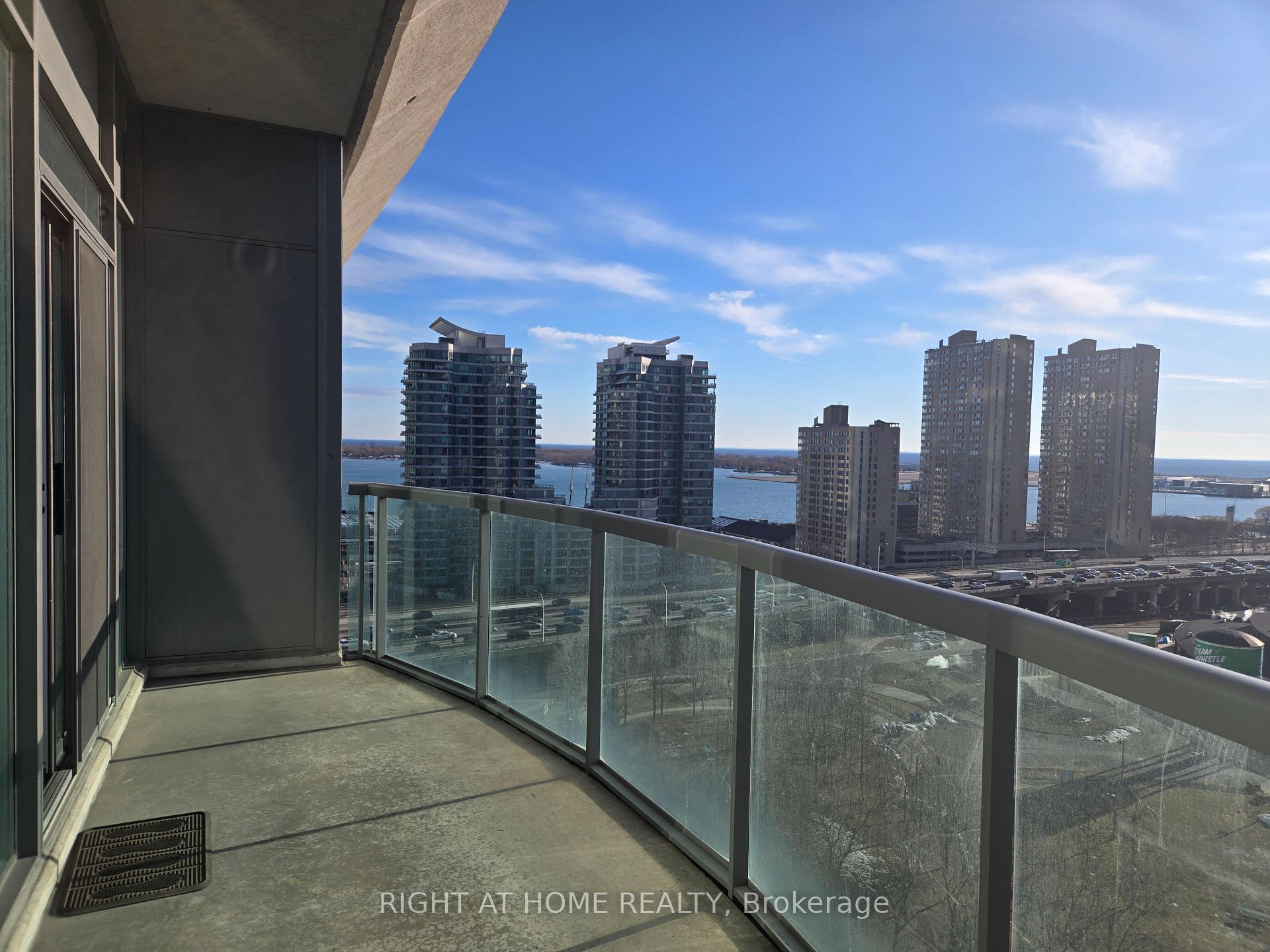 Photo 12 of Unit Unit 1911, 51 Lower Simcoe Street, Toronto, Waterfront Communities — HOMEH