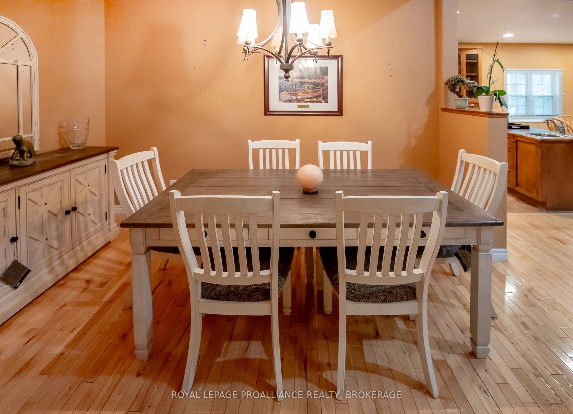 Photo 7 of 1098 Coverdale Drive, Kingston, City SouthWest — HOMEH