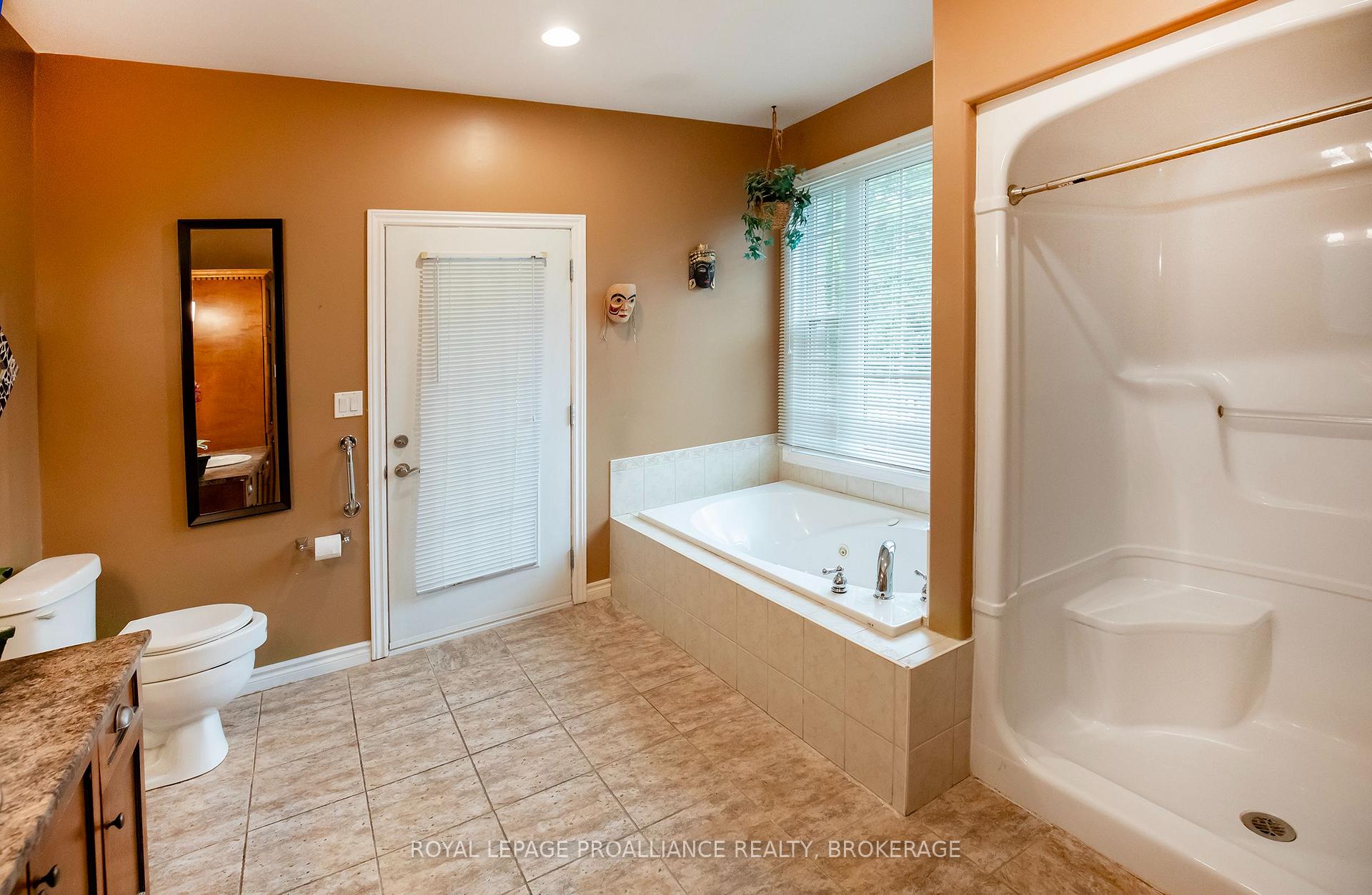 Photo 15 of 1098 Coverdale Drive, Kingston, City SouthWest — HOMEH