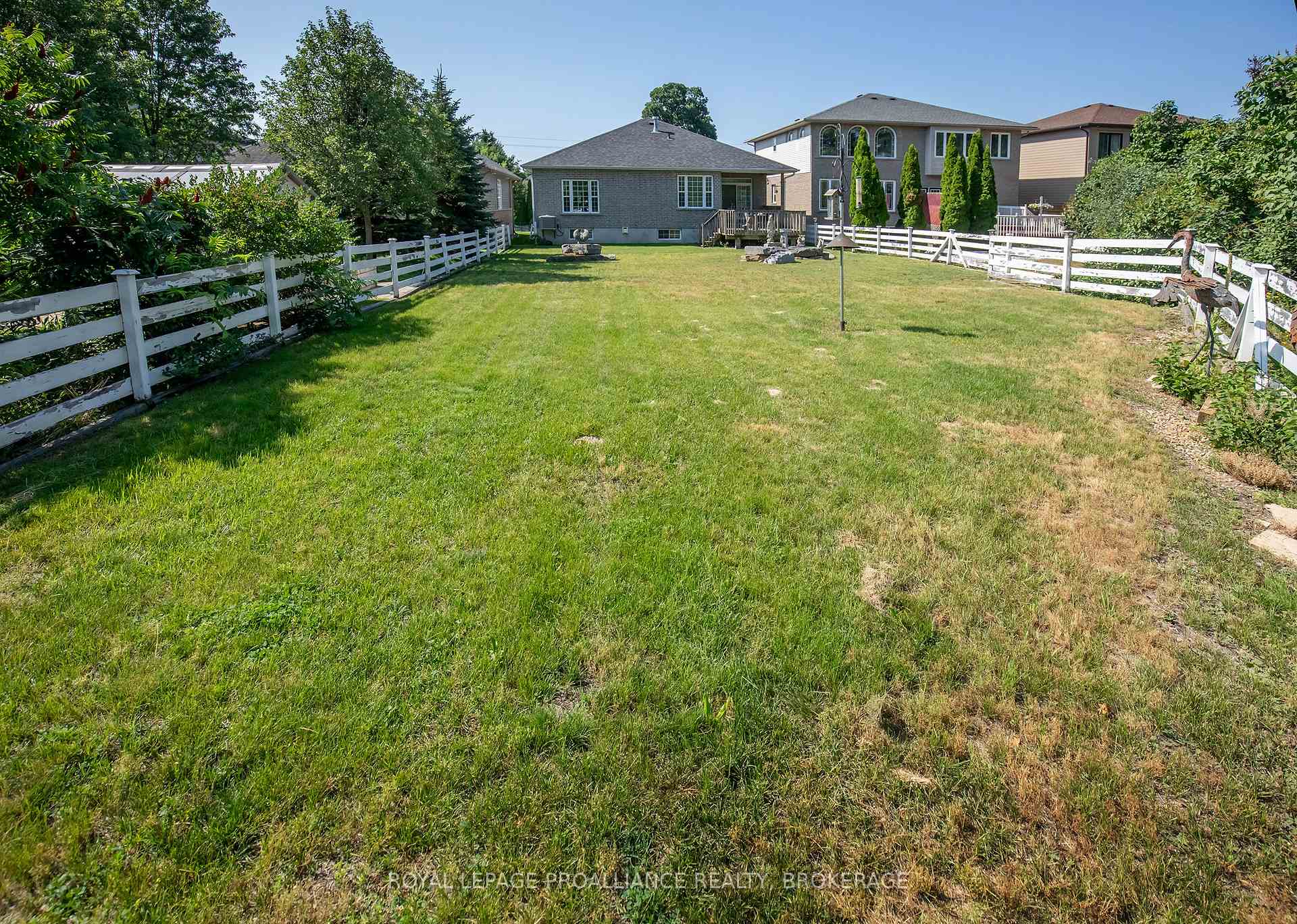 Photo 30 of 1098 Coverdale Drive, Kingston, City SouthWest — HOMEH