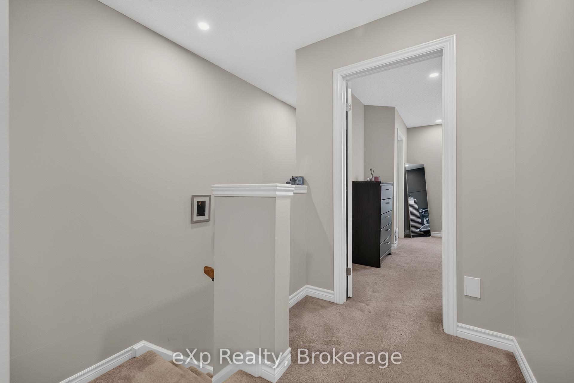 Photo 13 of Unit 4, 975 Strasburg Road, Kitchener, Country Hills — HOMEH