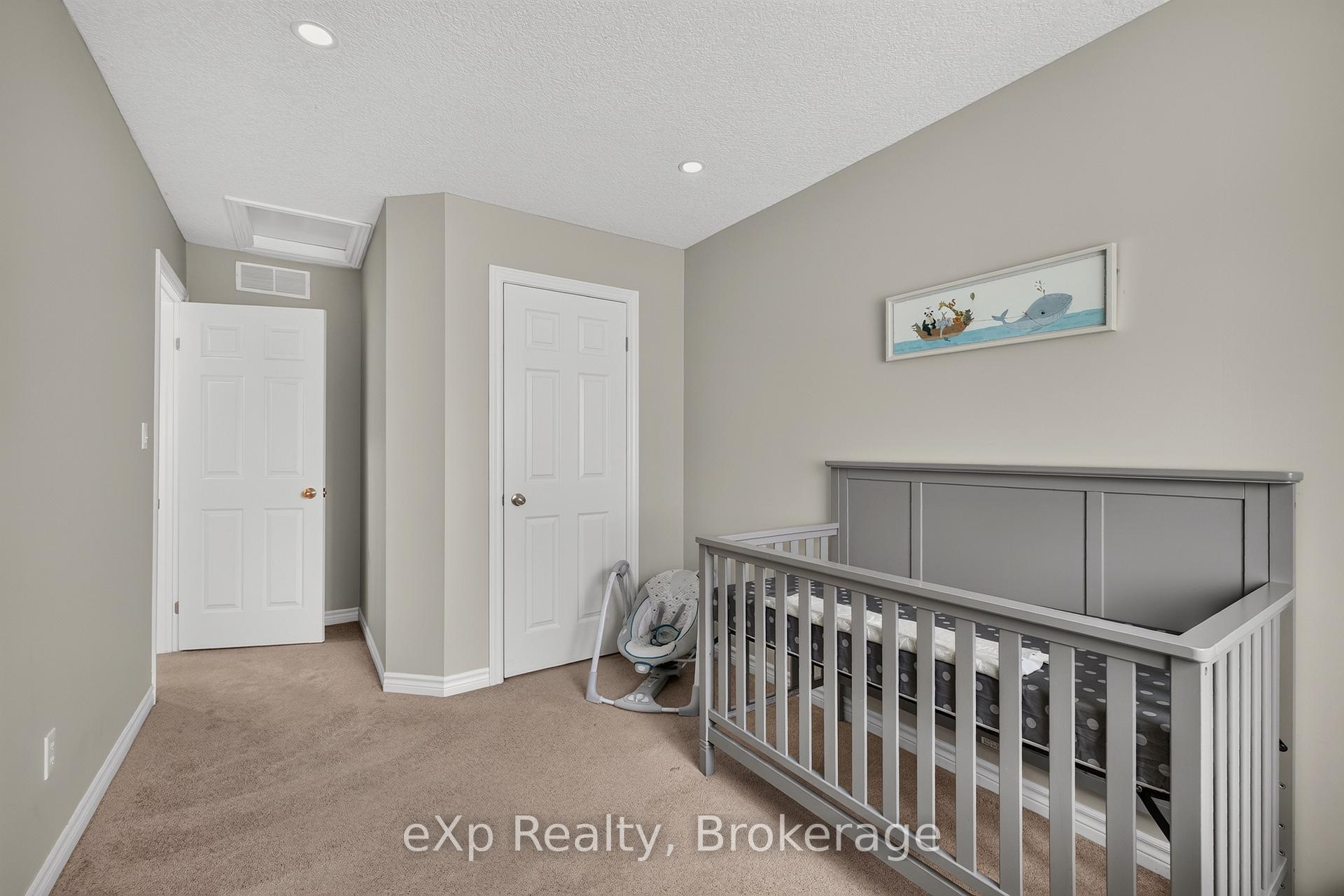 Photo 20 of Unit 4, 975 Strasburg Road, Kitchener, Country Hills — HOMEH