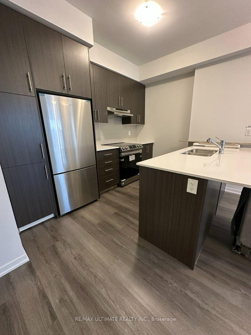Photo 10 of Unit 32, 15 William Jackson Way, Etobicoke, New Toronto — HOMEH