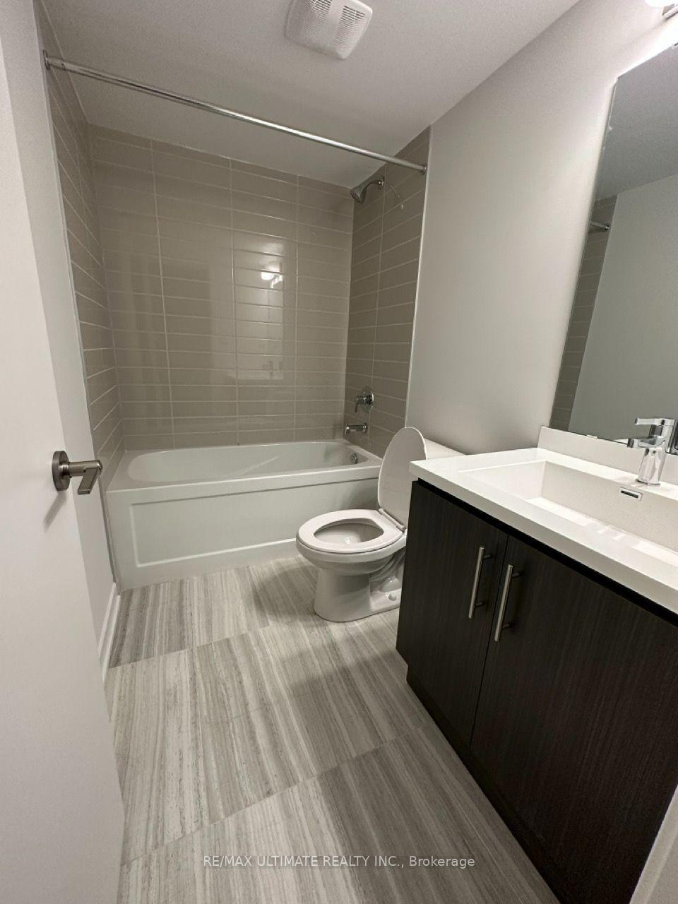 Photo 16 of Unit 32, 15 William Jackson Way, Etobicoke, New Toronto — HOMEH