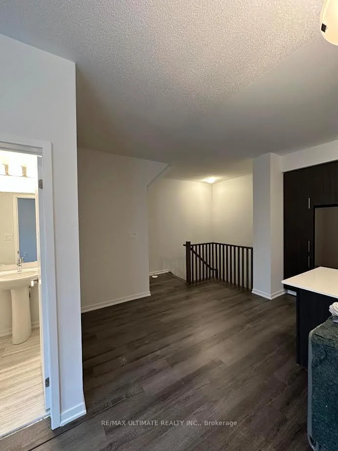 Photo 8 of Unit 32, 15 William Jackson Way, Etobicoke, New Toronto — HOMEH
