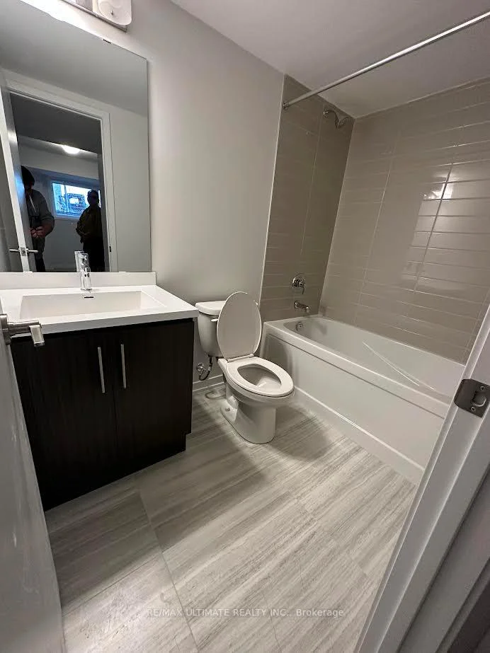 Photo 23 of Unit 32, 15 William Jackson Way, Etobicoke, New Toronto — HOMEH