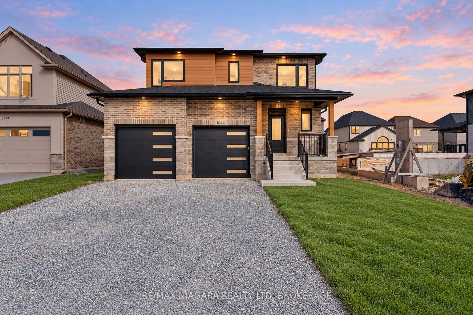 Photo 1 of 6136 Curlin Crescent, Niagara Falls, Forestview — HOMEH
