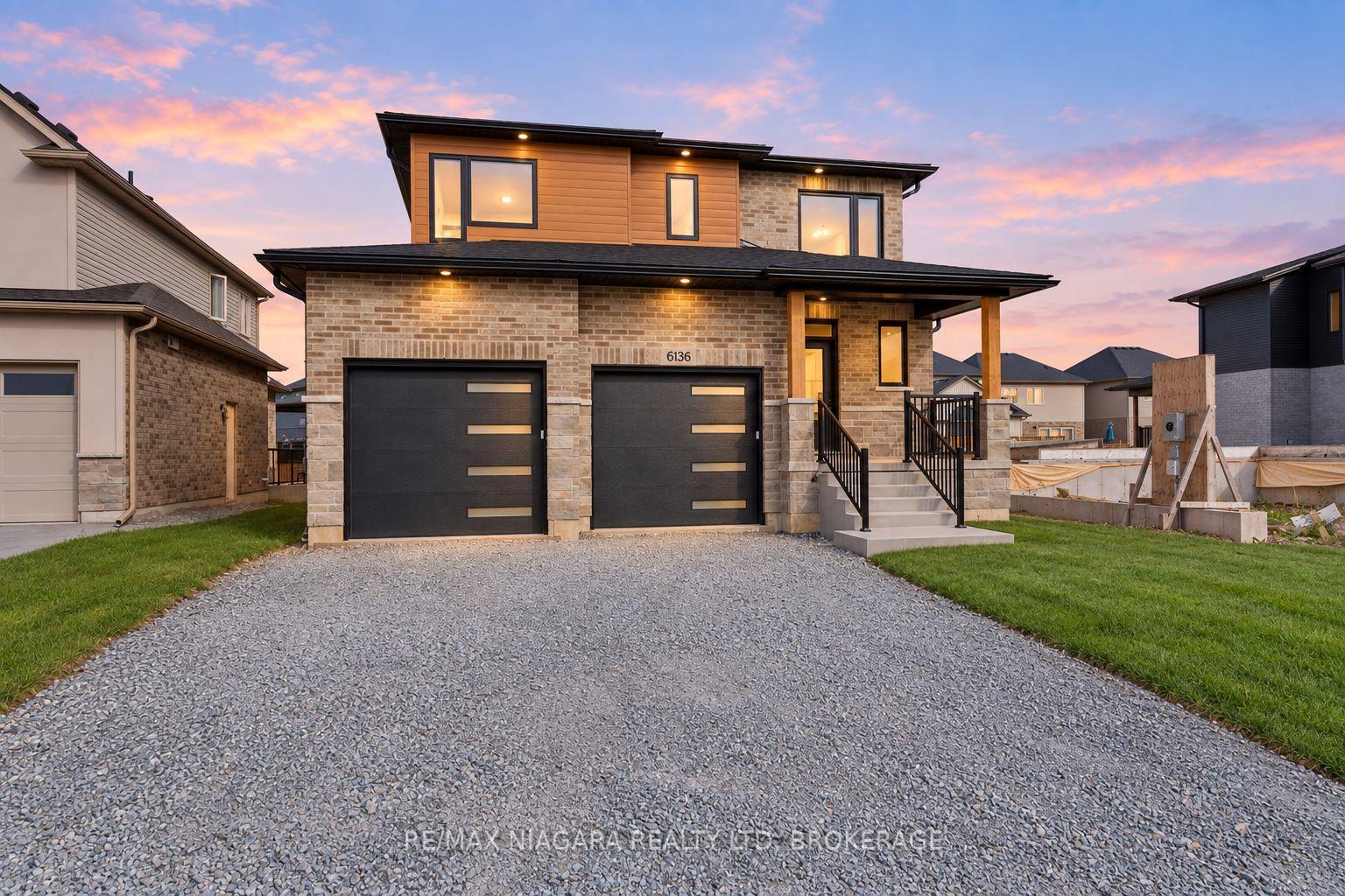 Photo 2 of 6136 Curlin Crescent, Niagara Falls, Forestview — HOMEH