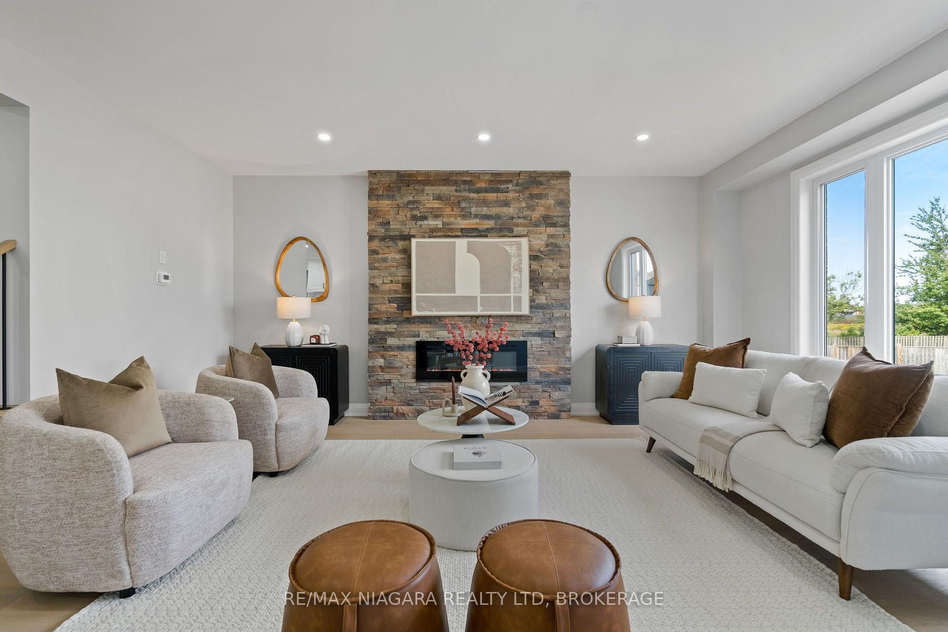 Photo 12 of 6136 Curlin Crescent, Niagara Falls, Forestview — HOMEH