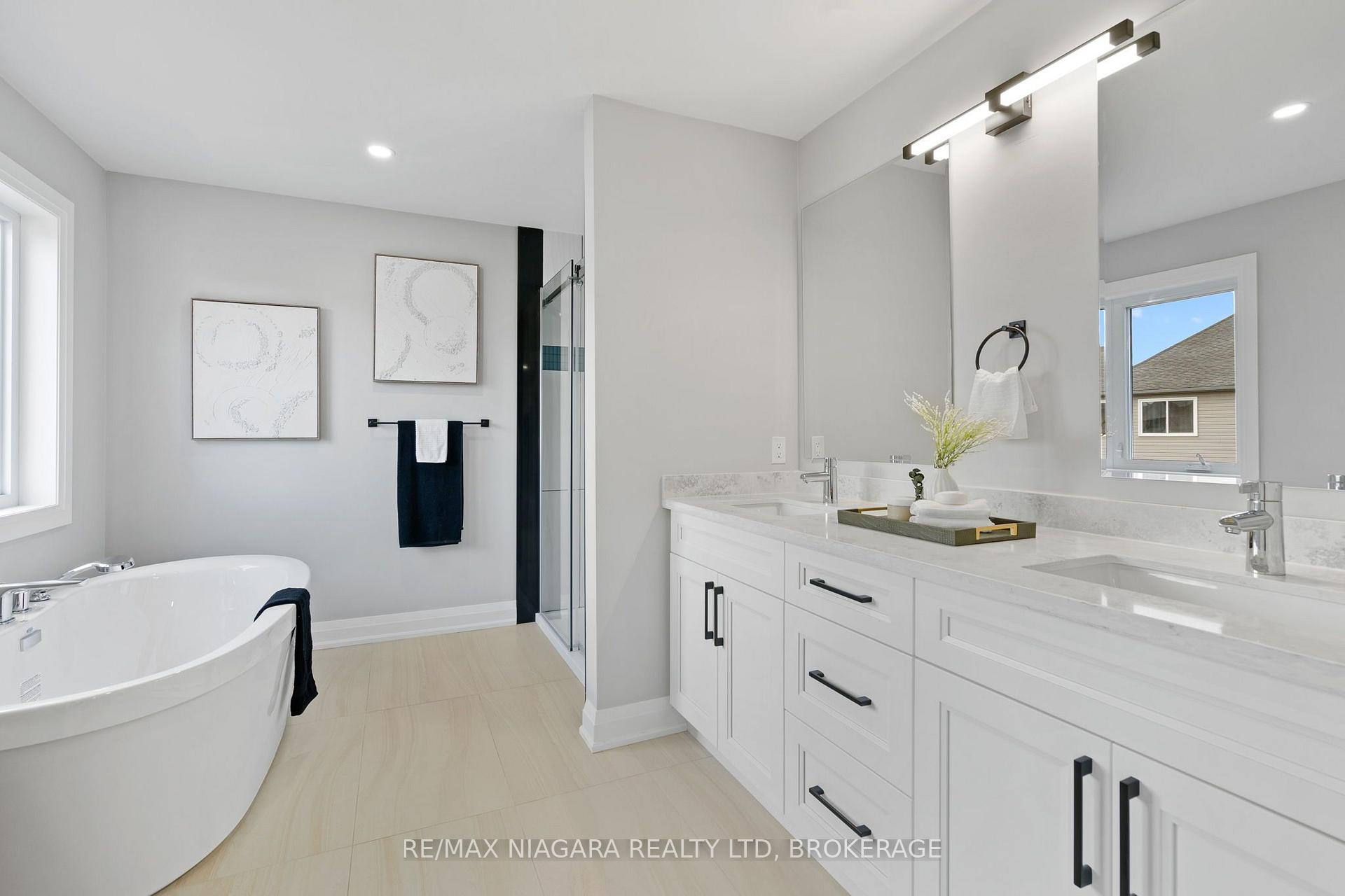 Photo 20 of 6136 Curlin Crescent, Niagara Falls, Forestview — HOMEH
