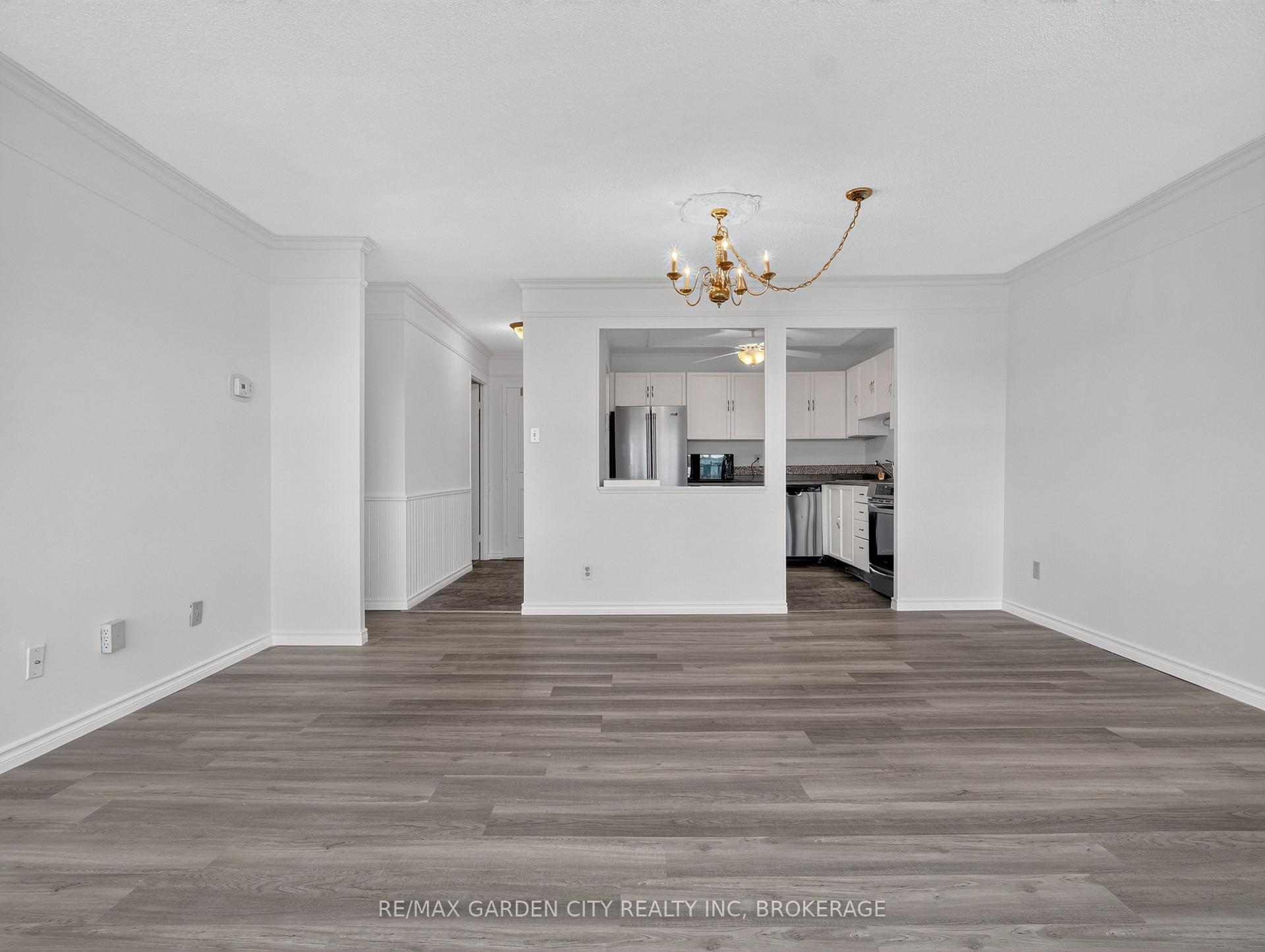 Photo 4 of Unit 1107, 7 Gale Crescent, St. Catharines, E. Chester — HOMEH