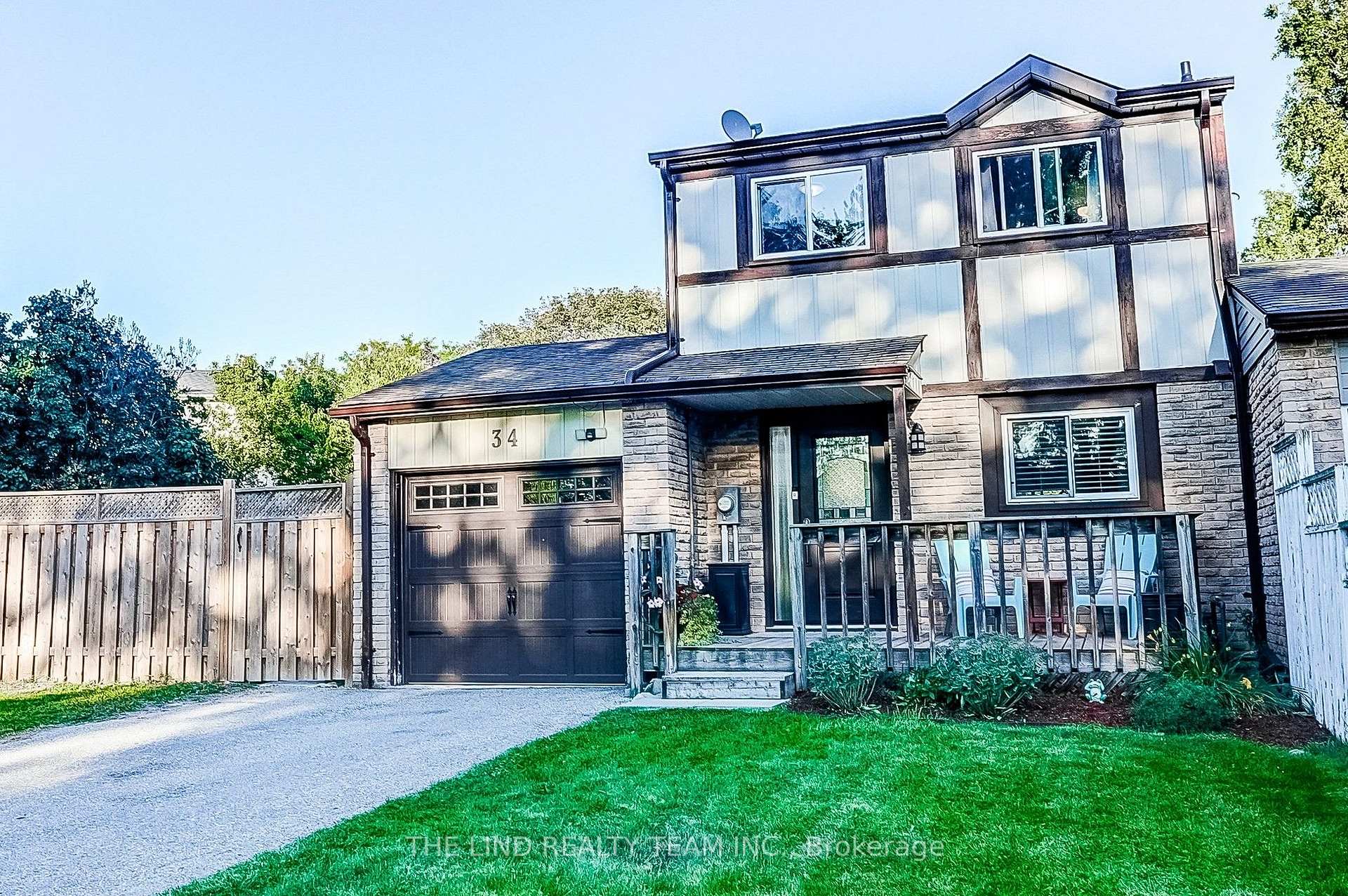Photo 3 of 34 Banner Crescent, Ajax, South West — HOMEH
