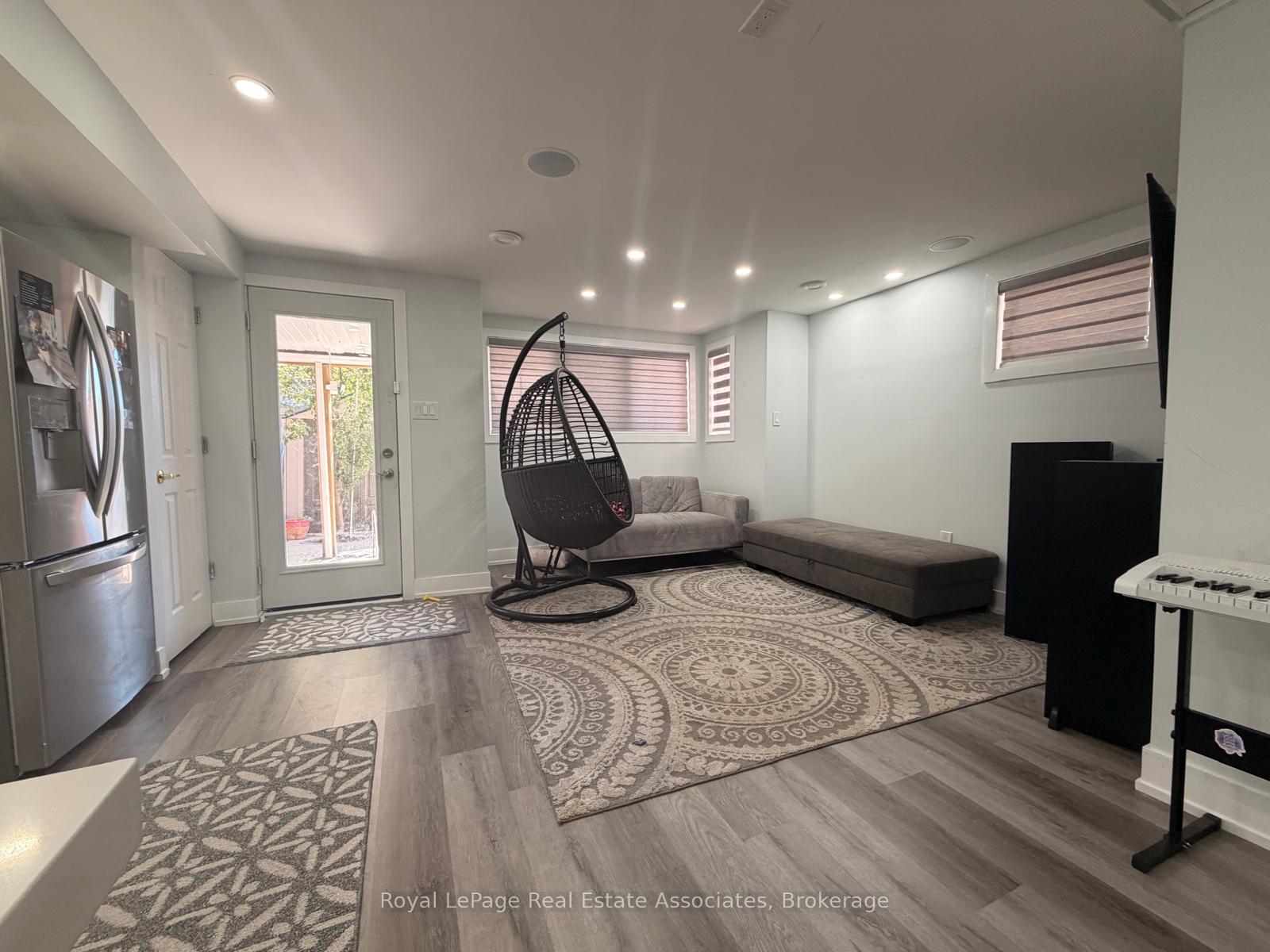 Photo 5 of Unit BASEMENT SUIT, 36 Zanetta Crescent, Brampton, Credit Valley — HOMEH