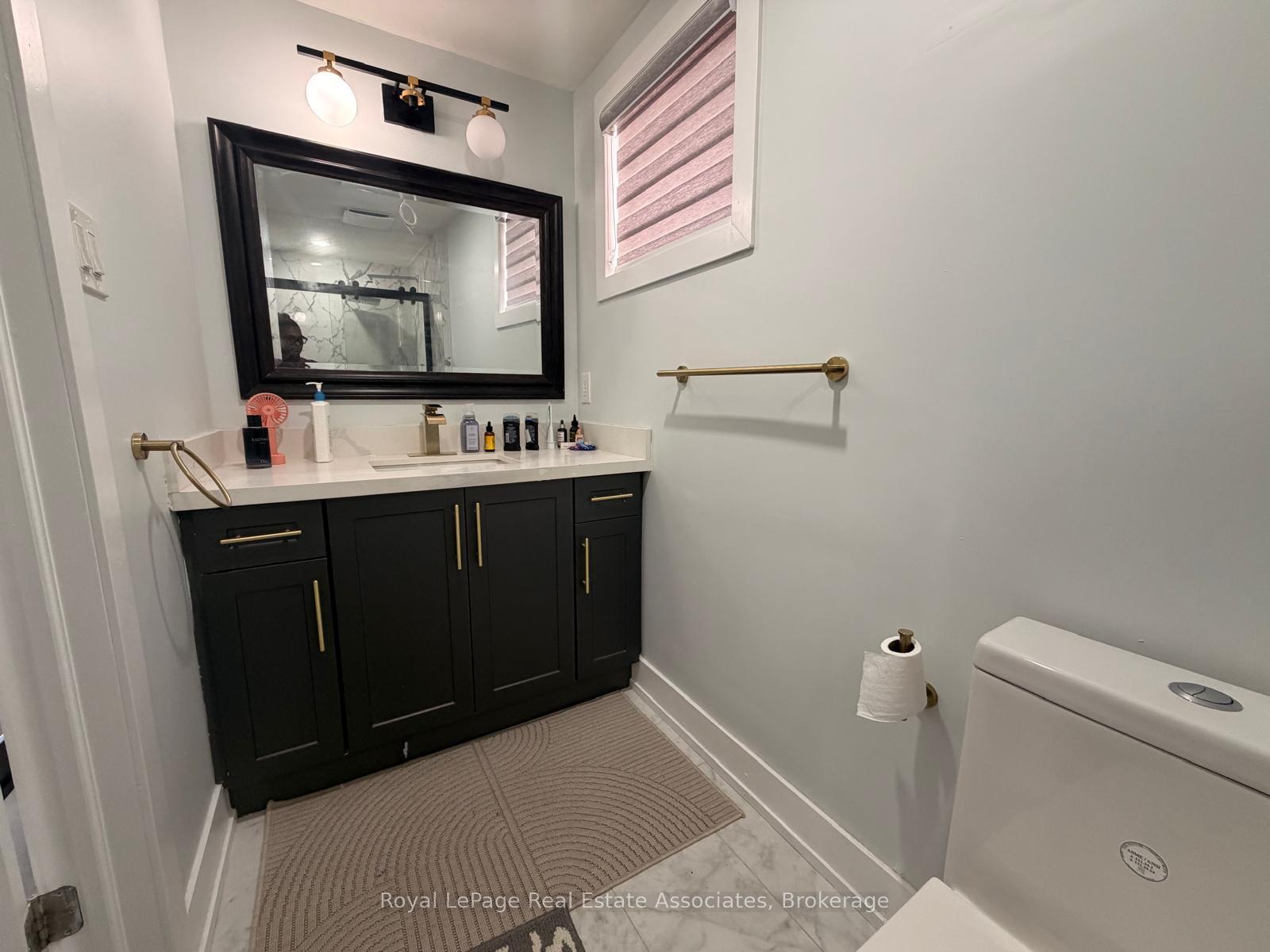 Photo 10 of Unit BASEMENT SUIT, 36 Zanetta Crescent, Brampton, Credit Valley — HOMEH