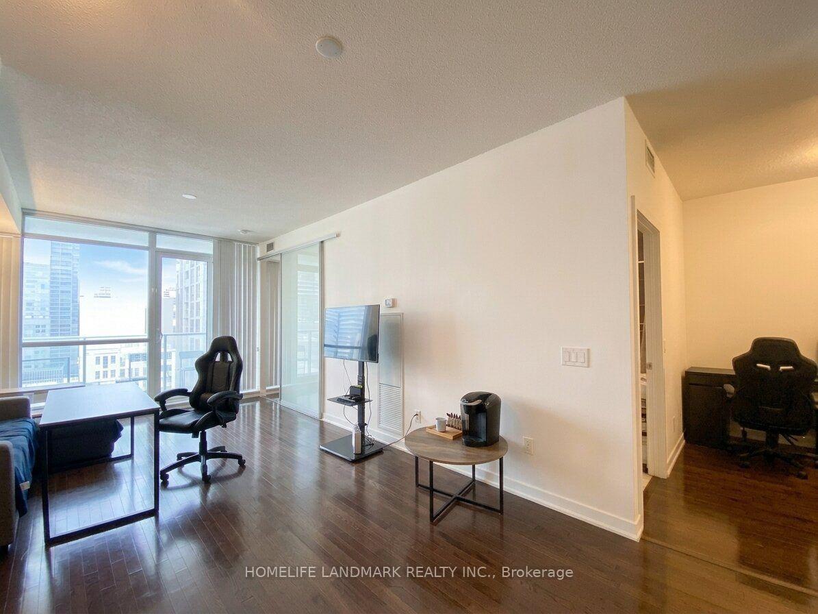 Photo 2 of Unit 1603, 770 Bay Street, Toronto, Bay Street Corridor — HOMEH