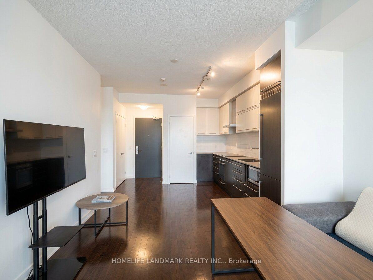Photo 4 of Unit 1603, 770 Bay Street, Toronto, Bay Street Corridor — HOMEH