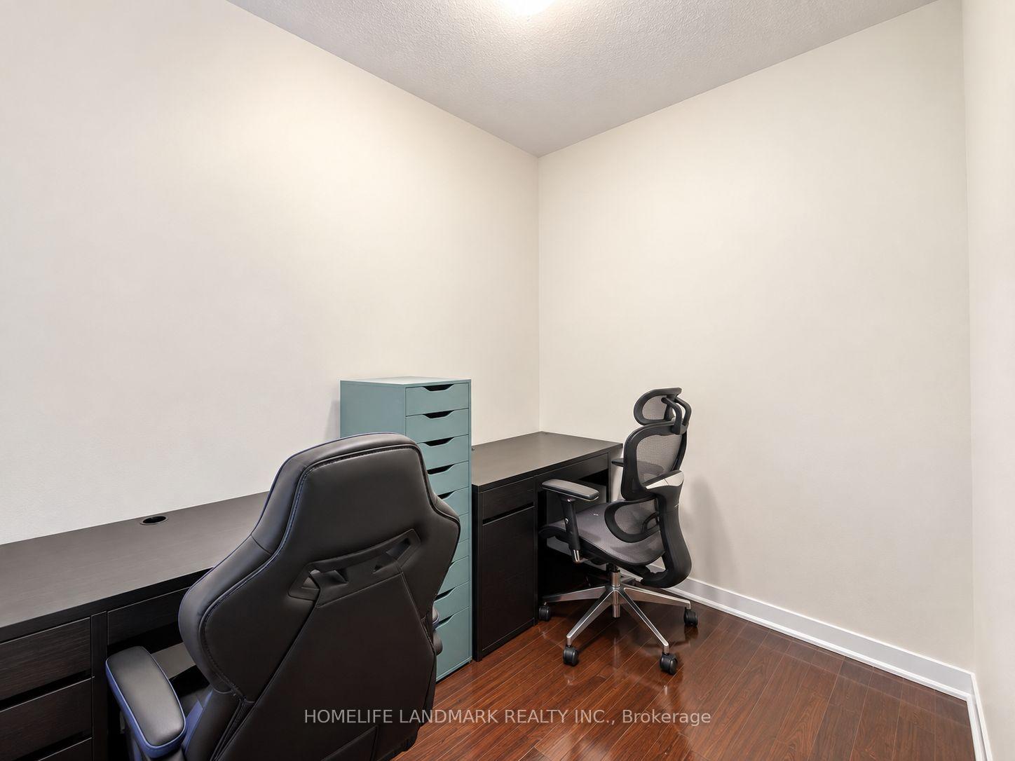 Photo 5 of Unit 1603, 770 Bay Street, Toronto, Bay Street Corridor — HOMEH