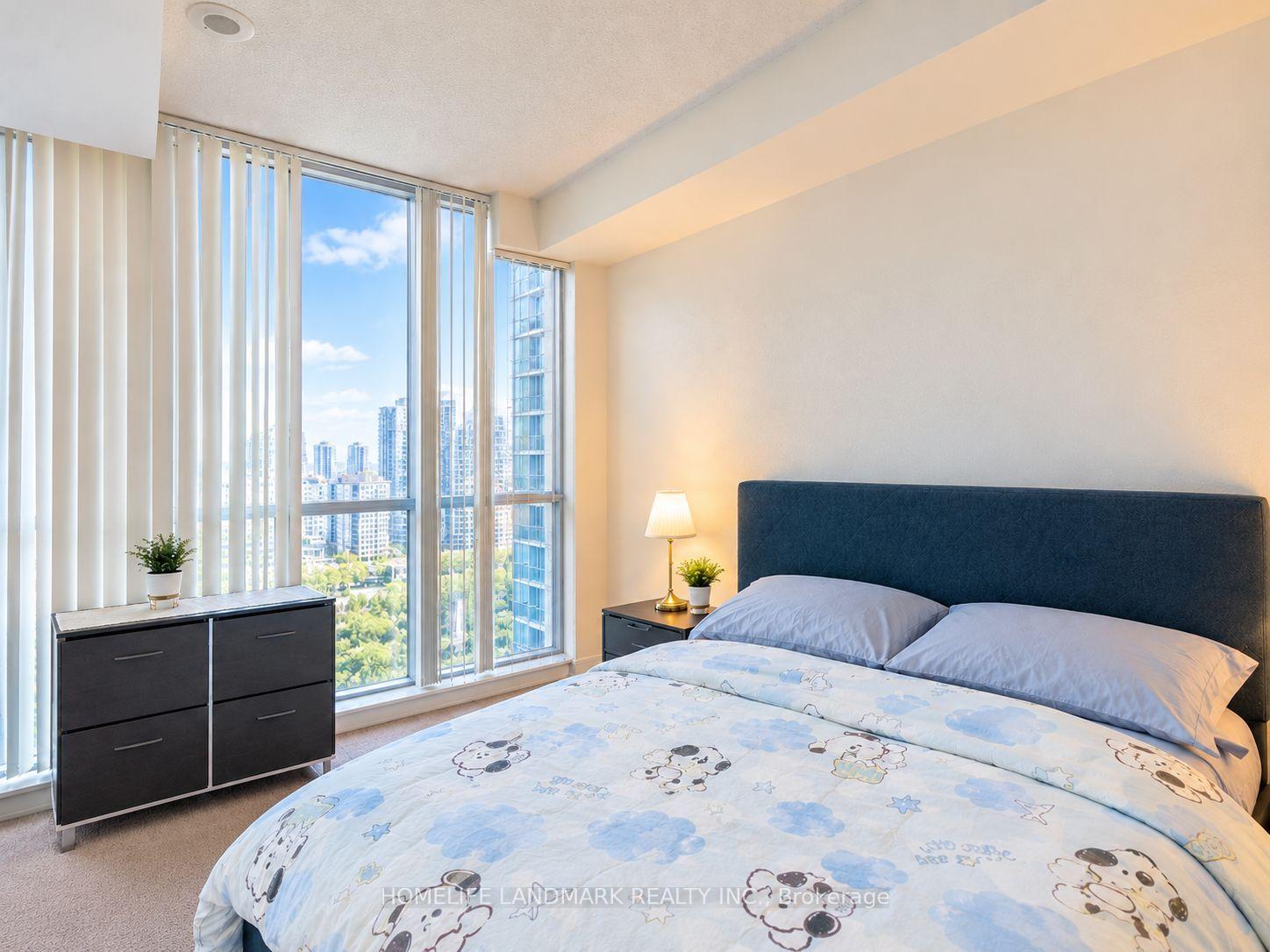 Photo 7 of Unit 1603, 770 Bay Street, Toronto, Bay Street Corridor — HOMEH