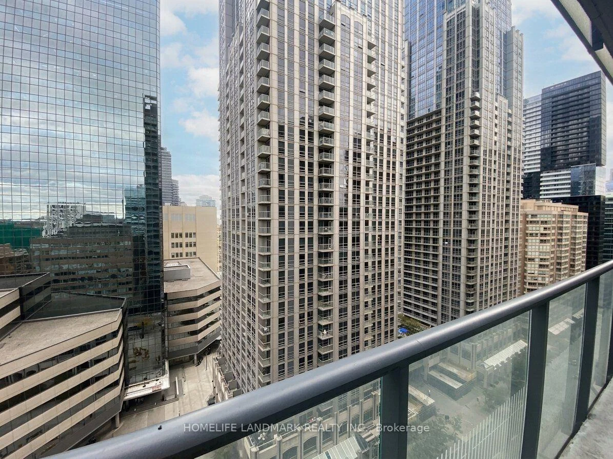 Photo 13 of Unit 1603, 770 Bay Street, Toronto, Bay Street Corridor — HOMEH