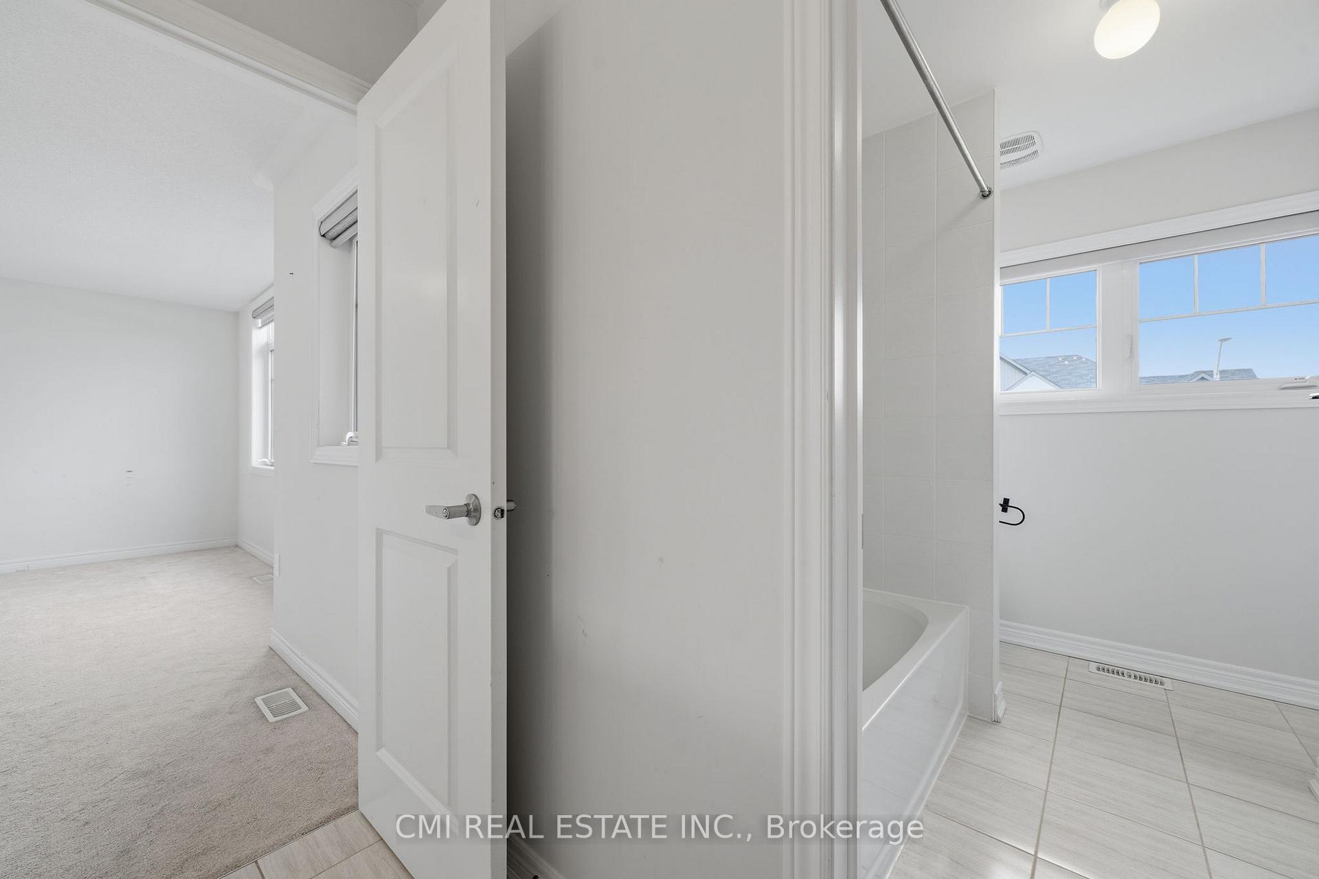 Photo 33 of 1659 Emberton Way, Innisfil, Rural Innisfil — HOMEH