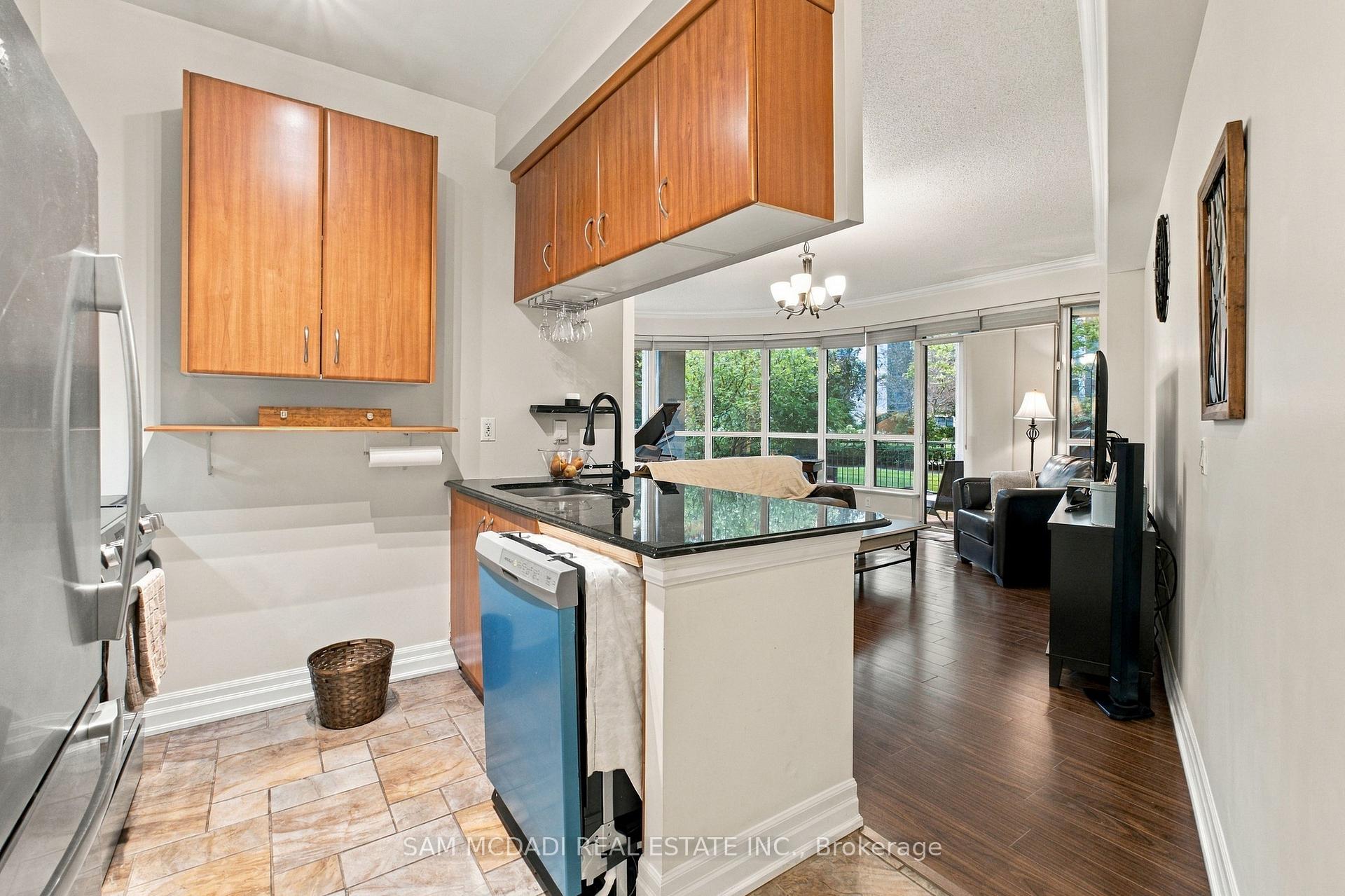 Photo 15 of Unit 103, 2087 Lake Shore Boulevard W, Etobicoke, Mimico — HOMEH