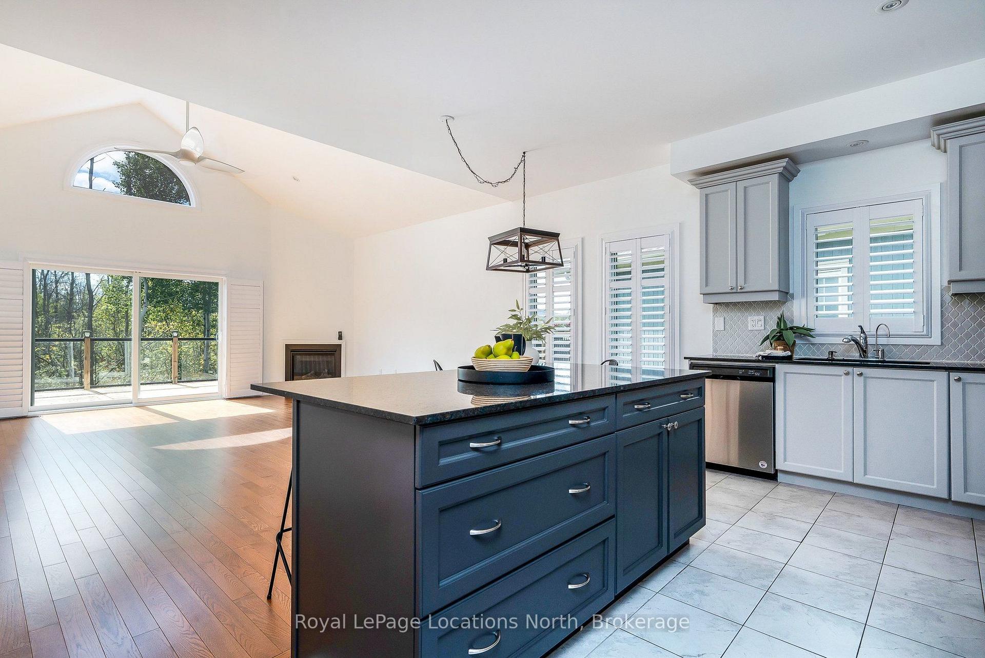 Photo 14 of 48 Kari Crescent, Collingwood — HOMEH