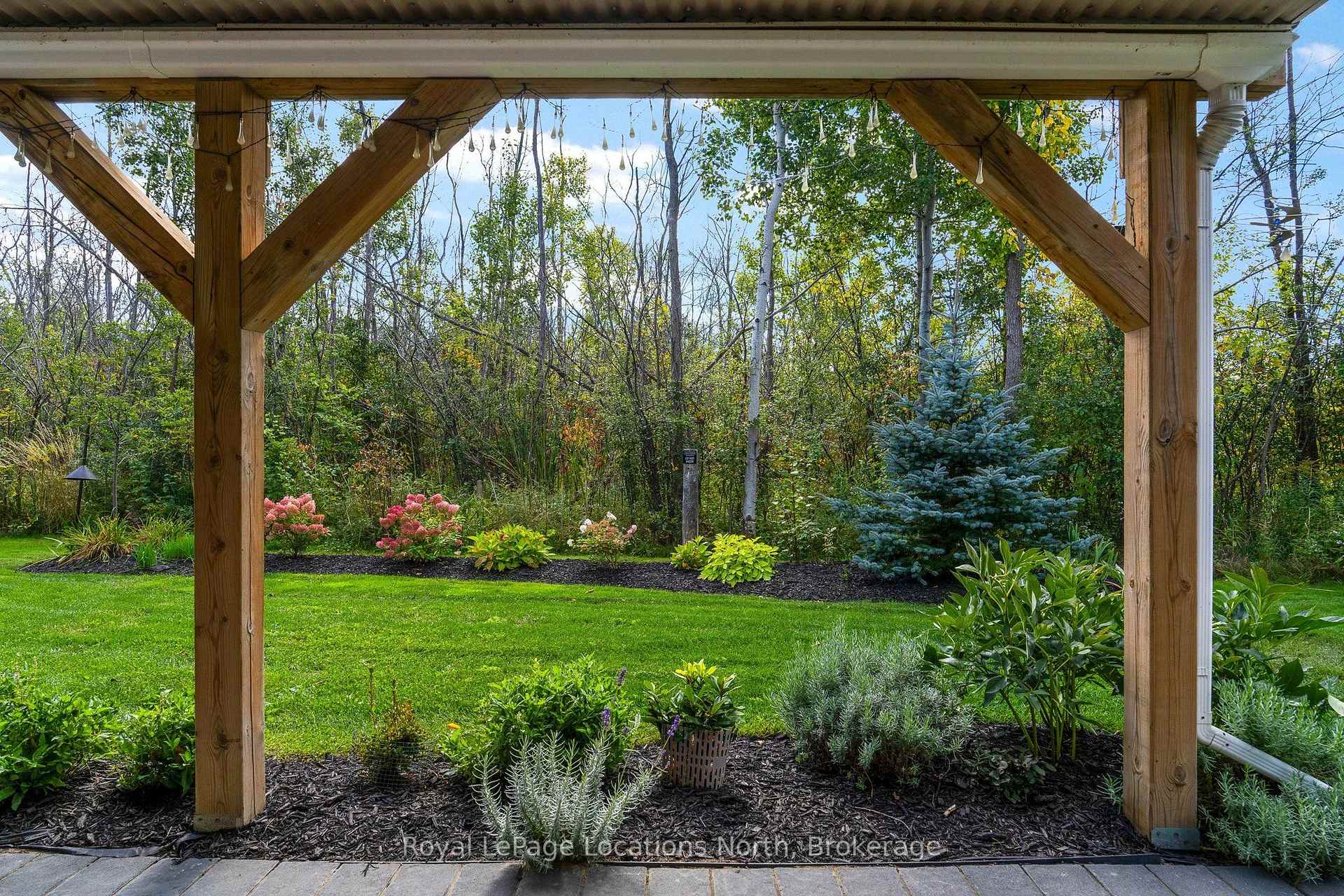 Photo 40 of 48 Kari Crescent, Collingwood — HOMEH