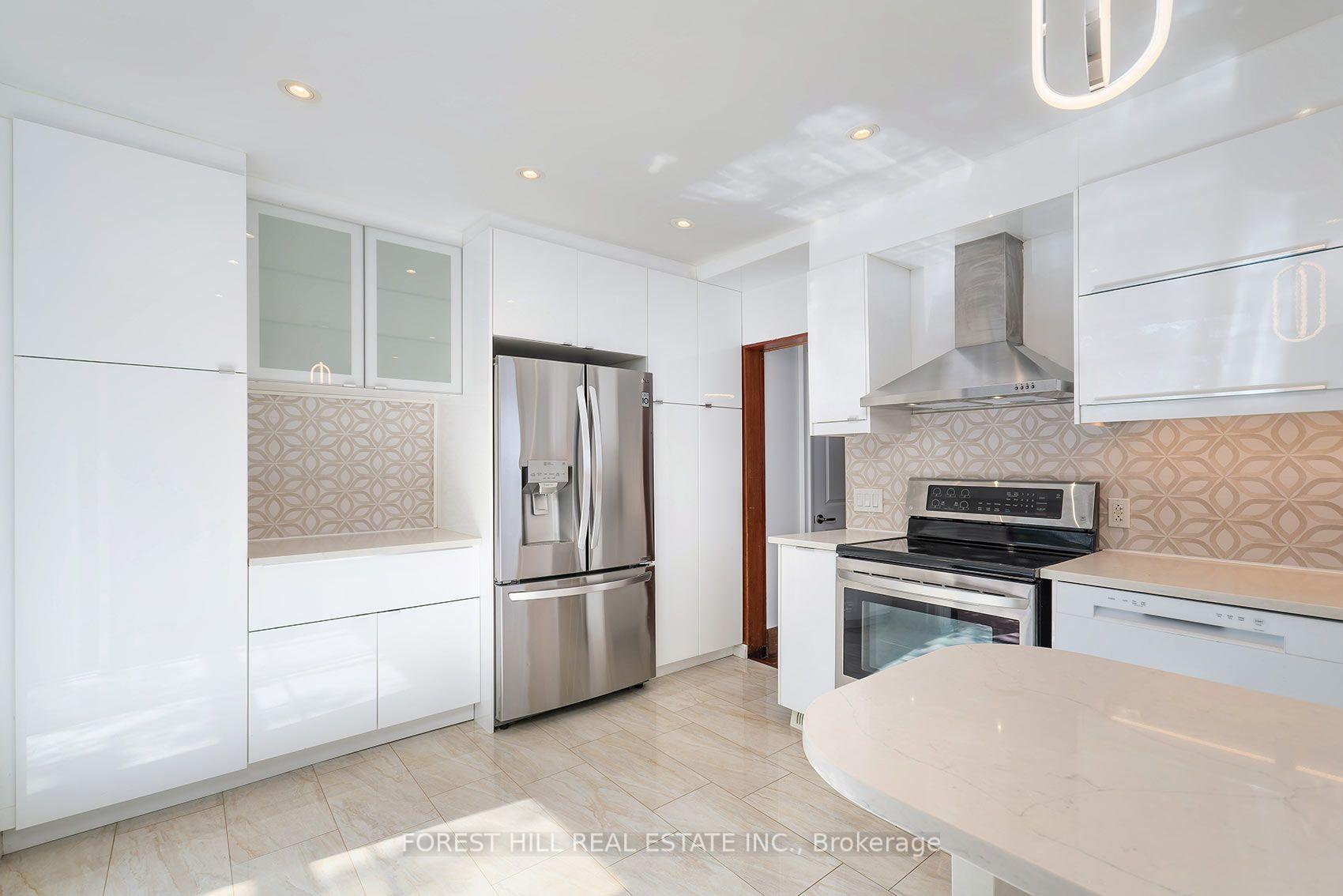 Photo 14 of 139 Craighurst Avenue, Toronto, Lawrence Park North — HOMEH