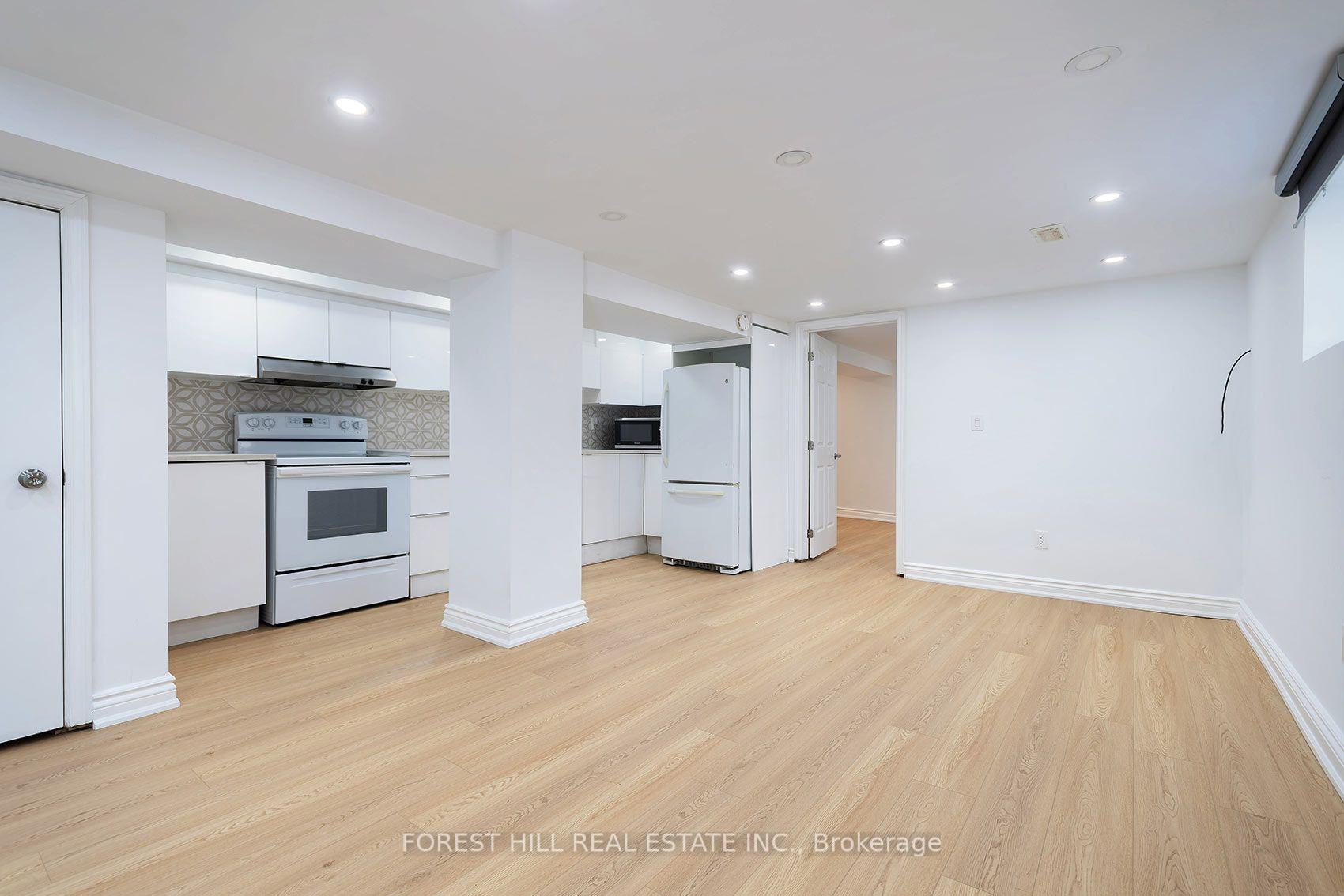 Photo 34 of 139 Craighurst Avenue, Toronto, Lawrence Park North — HOMEH