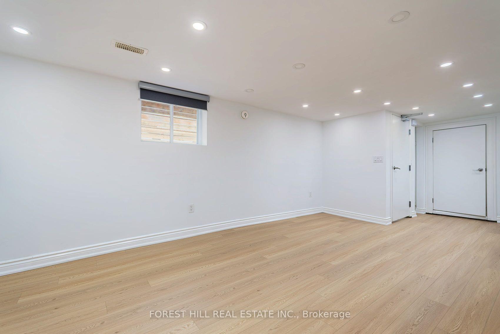 Photo 37 of 139 Craighurst Avenue, Toronto, Lawrence Park North — HOMEH