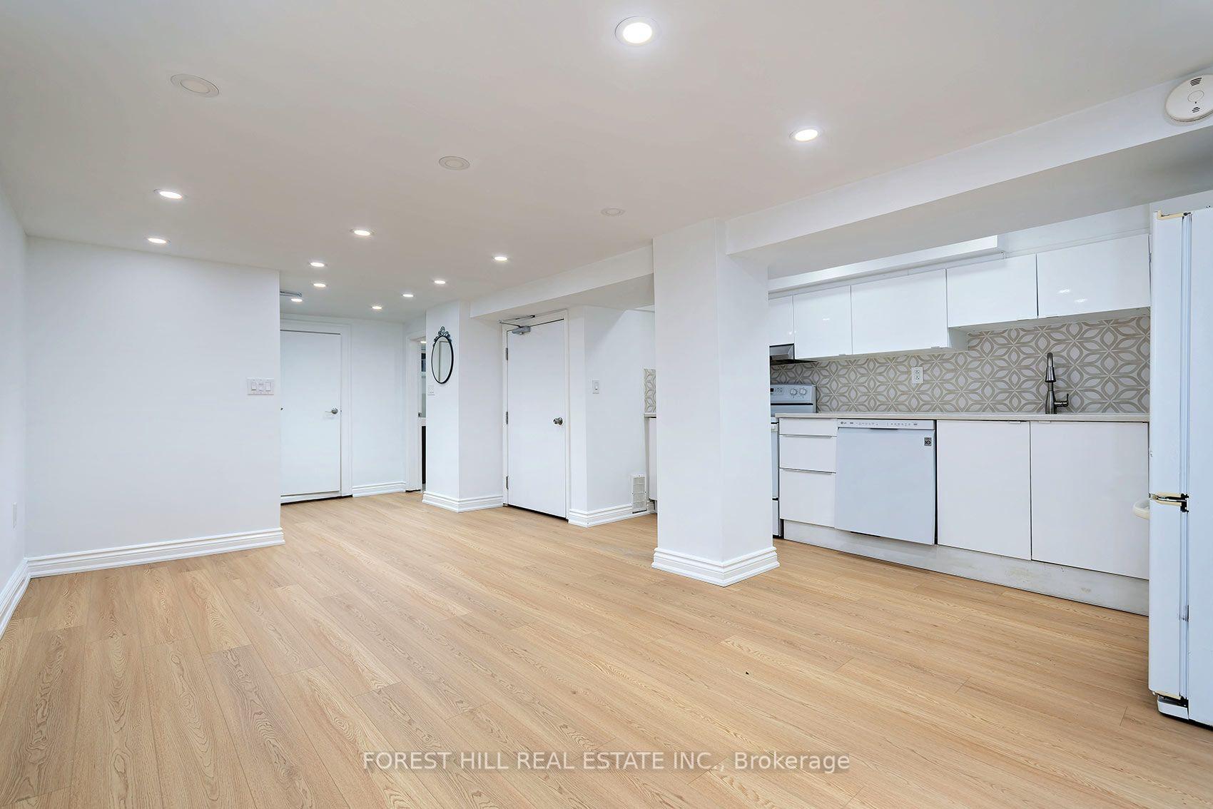 Photo 38 of 139 Craighurst Avenue, Toronto, Lawrence Park North — HOMEH