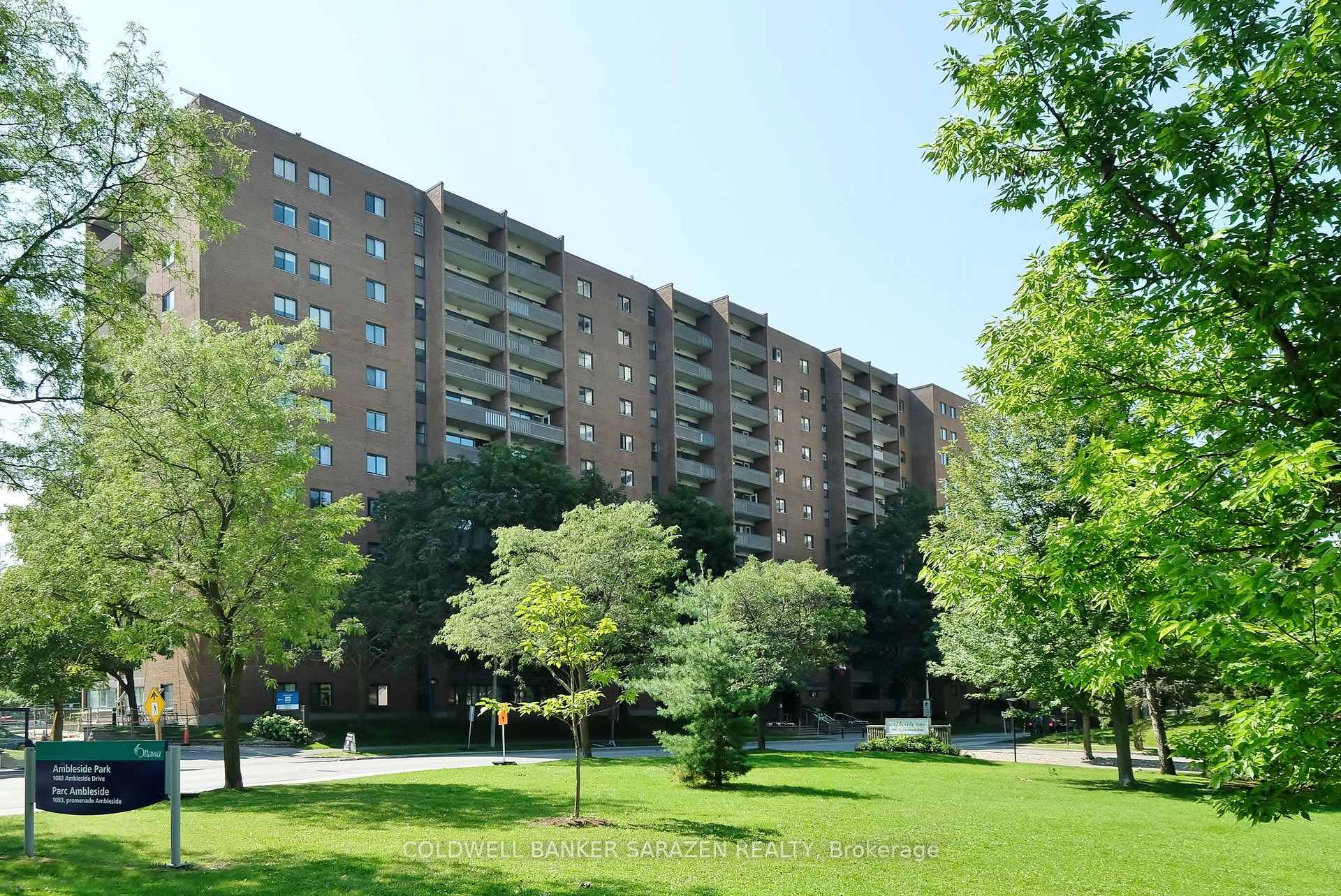 Photo of Unit 903, 1100 Ambleside Drive