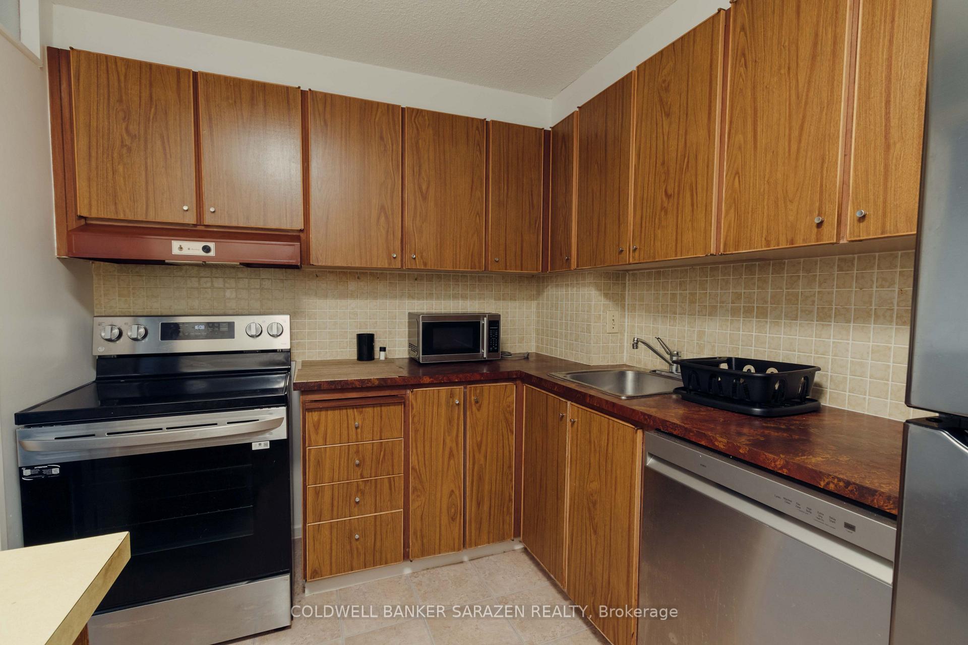 Photo 7 of Unit 903, 1100 Ambleside Drive, Ottawa, Woodroffe — HOMEH