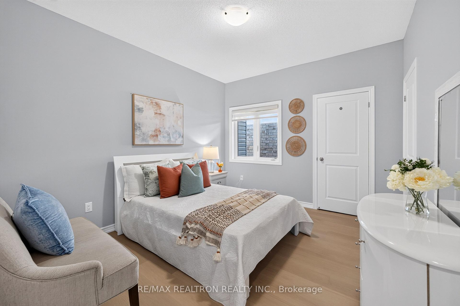 Photo 22 of 10 Fire King Drive, Whitby, Rural Whitby — HOMEH