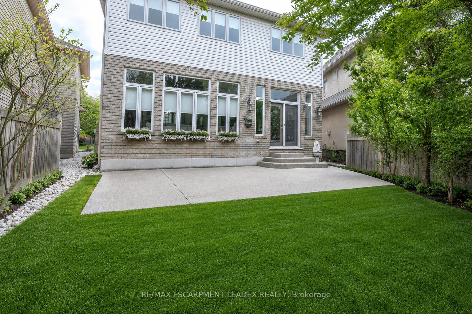 Photo 39 of 79 Moorland Crescent, Hamilton, Meadowlands — HOMEH