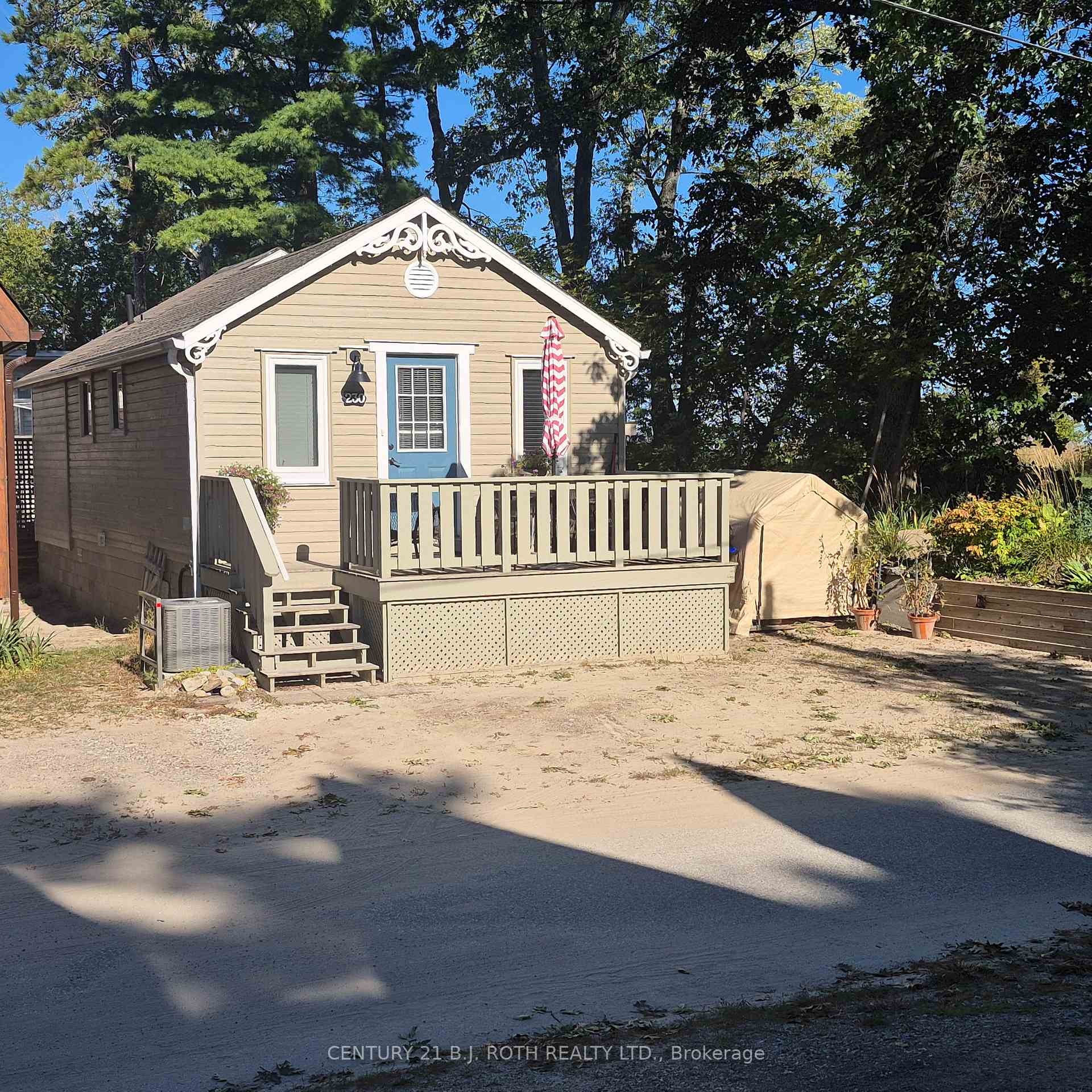 Photo 2 of 230 Shore Lane, Wasaga Beach — HOMEH