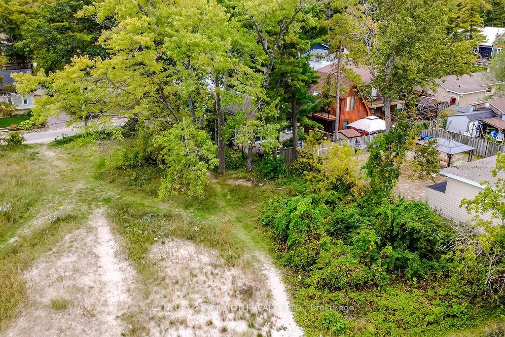 Photo 21 of 230 Shore Lane, Wasaga Beach — HOMEH
