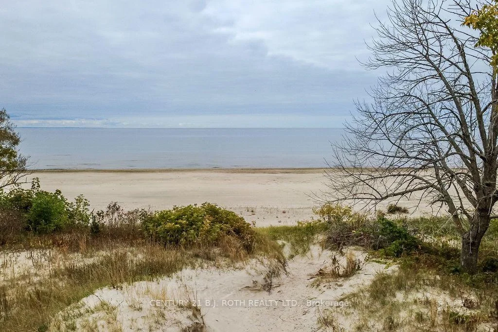 Photo 25 of 230 Shore Lane, Wasaga Beach — HOMEH