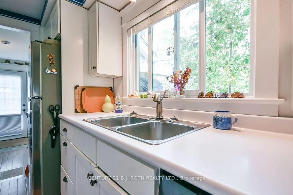 Photo 11 of 230 Shore Lane, Wasaga Beach — HOMEH