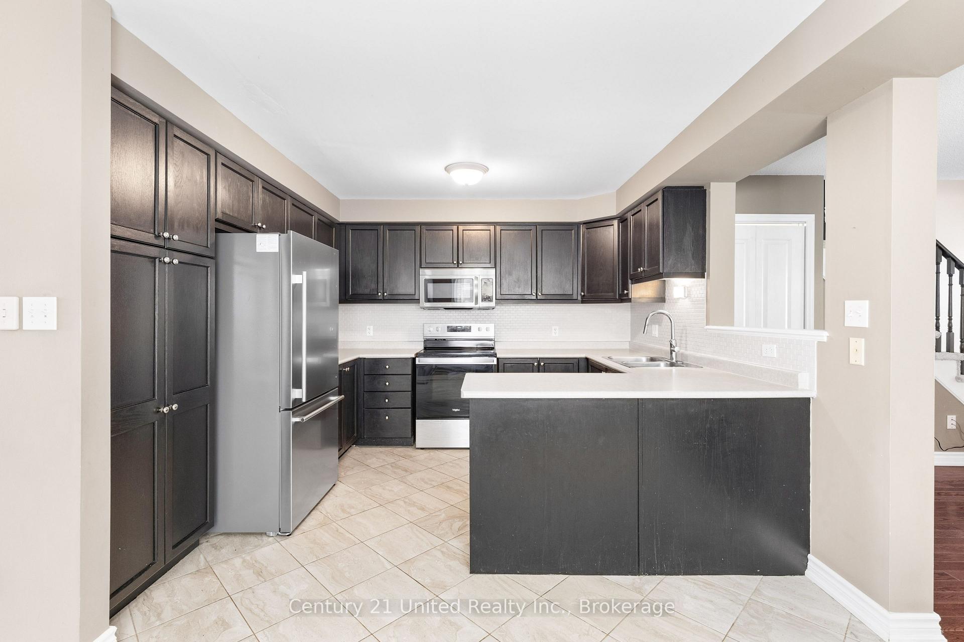 Photo 10 of Unit 16, 1087 Ormond Drive, Oshawa, Samac — HOMEH