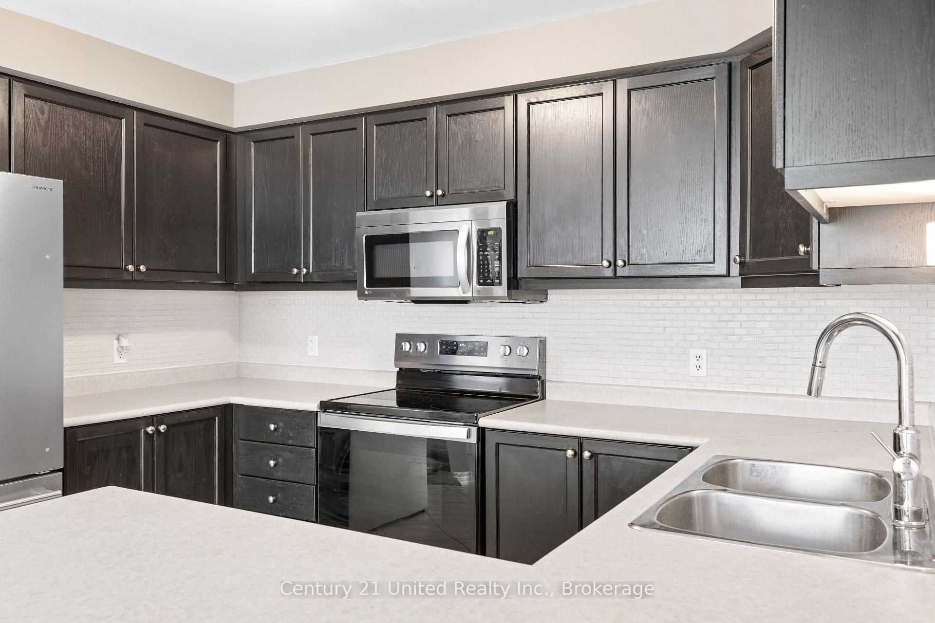 Photo 12 of Unit 16, 1087 Ormond Drive, Oshawa, Samac — HOMEH