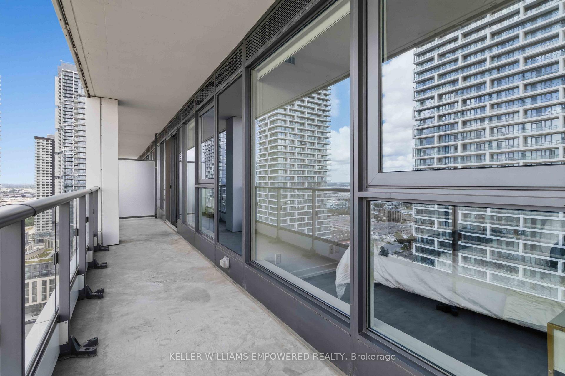 Photo 23 of Unit 2501, 5 Buttermill Avenue, Vaughan, Concord — HOMEH