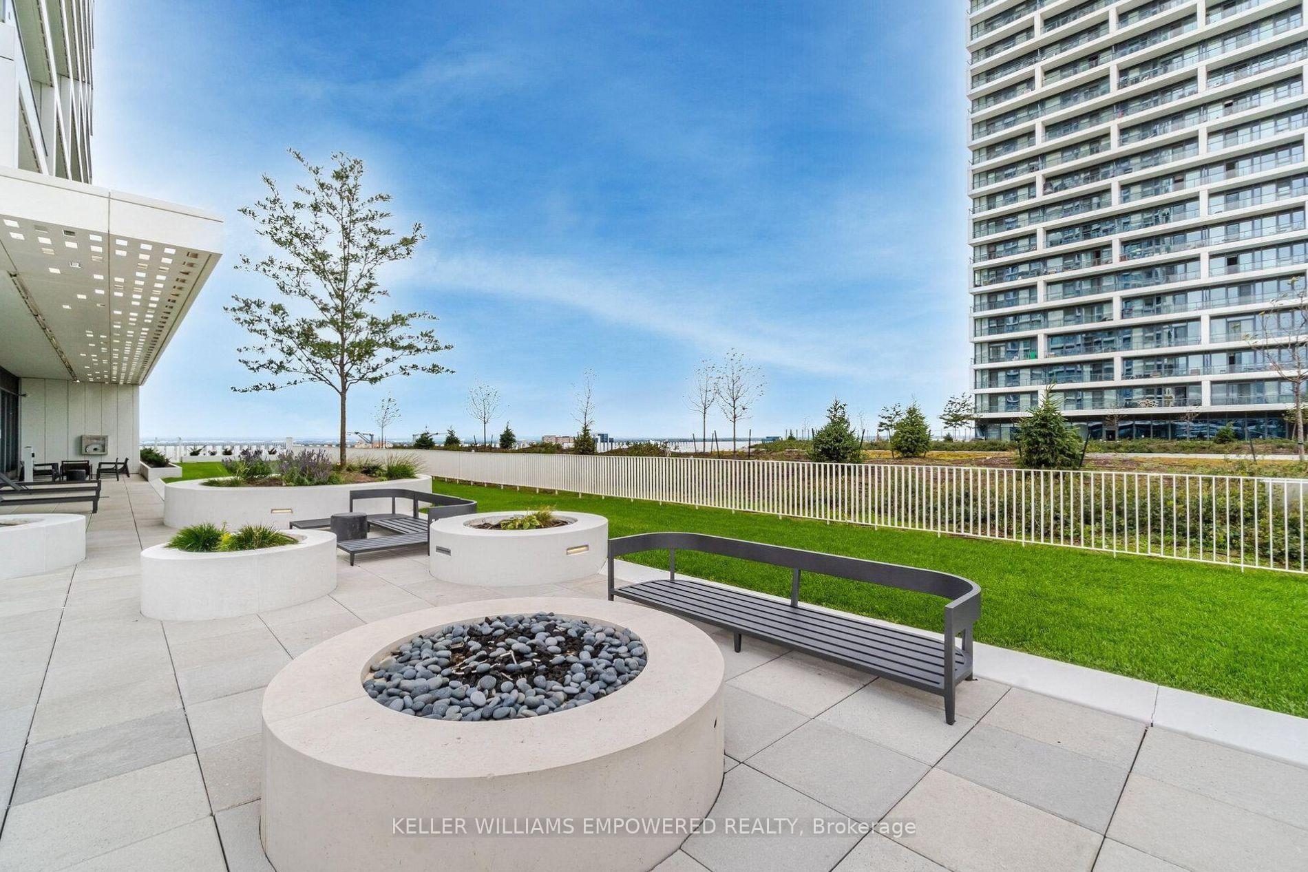 Photo 27 of Unit 2501, 5 Buttermill Avenue, Vaughan, Concord — HOMEH